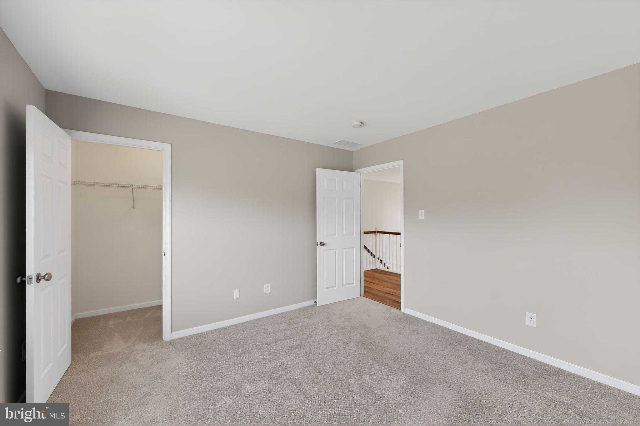 208 Liberty Cir photo 32