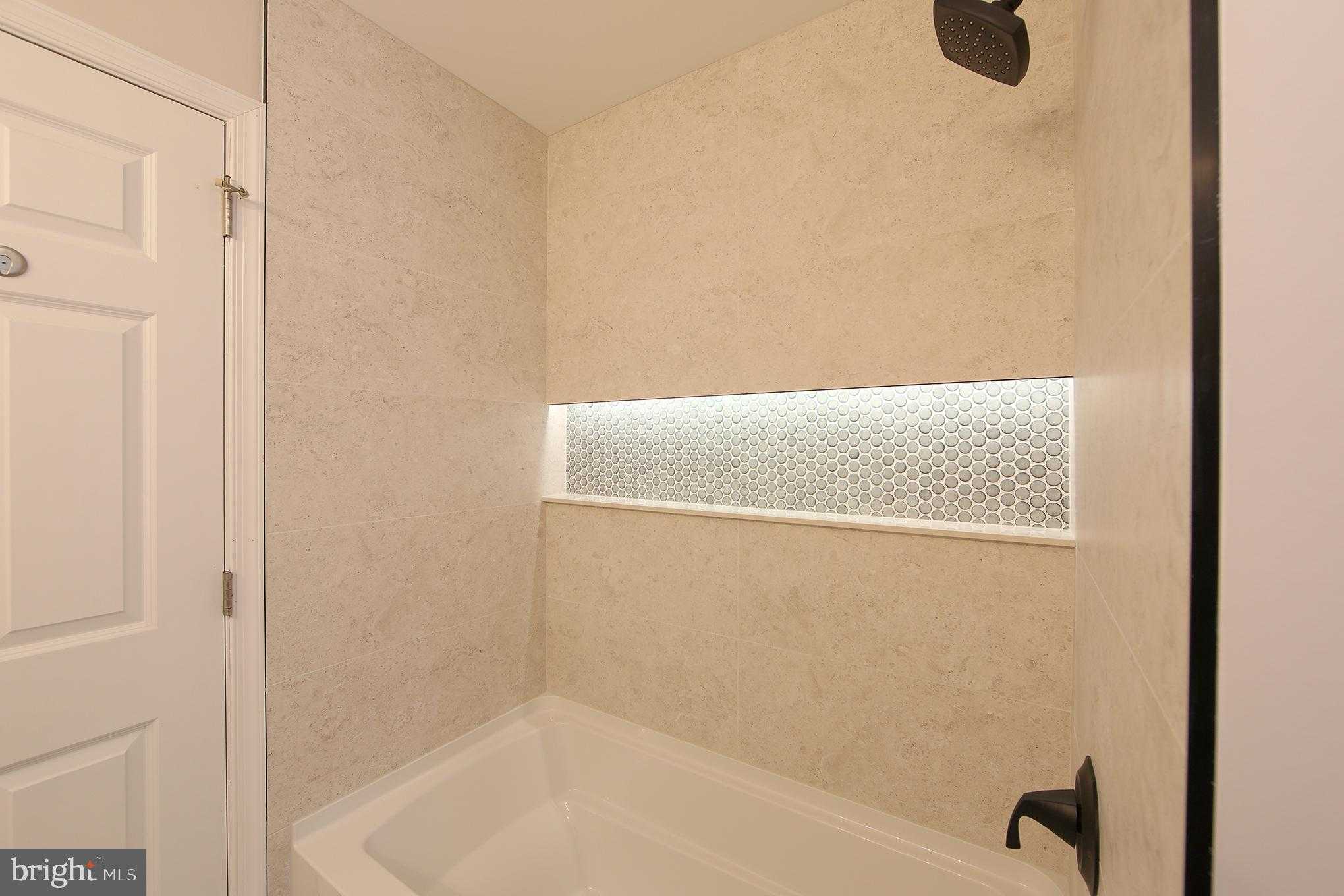 208 Liberty Cir photo 37