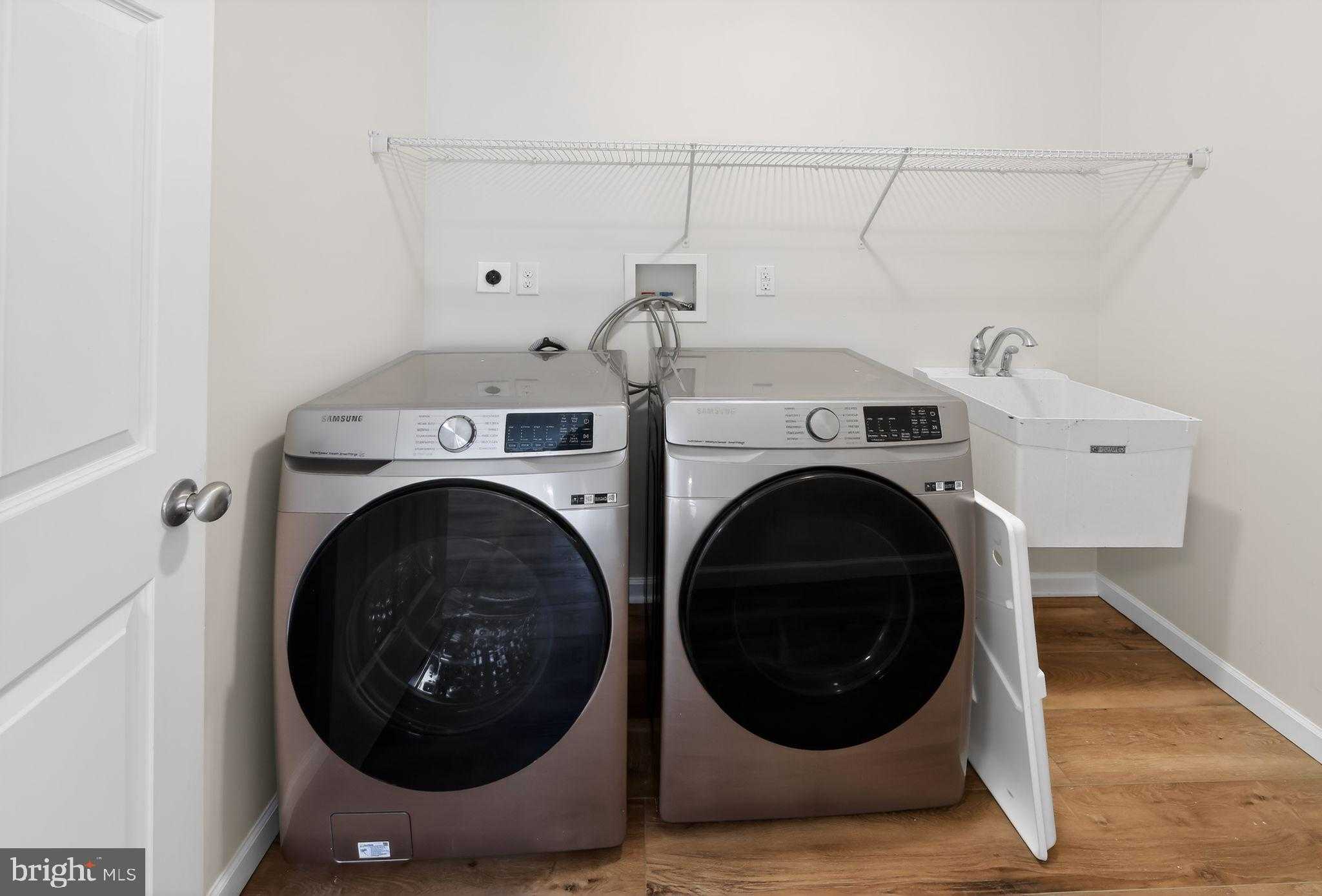 208 Liberty Cir photo 39