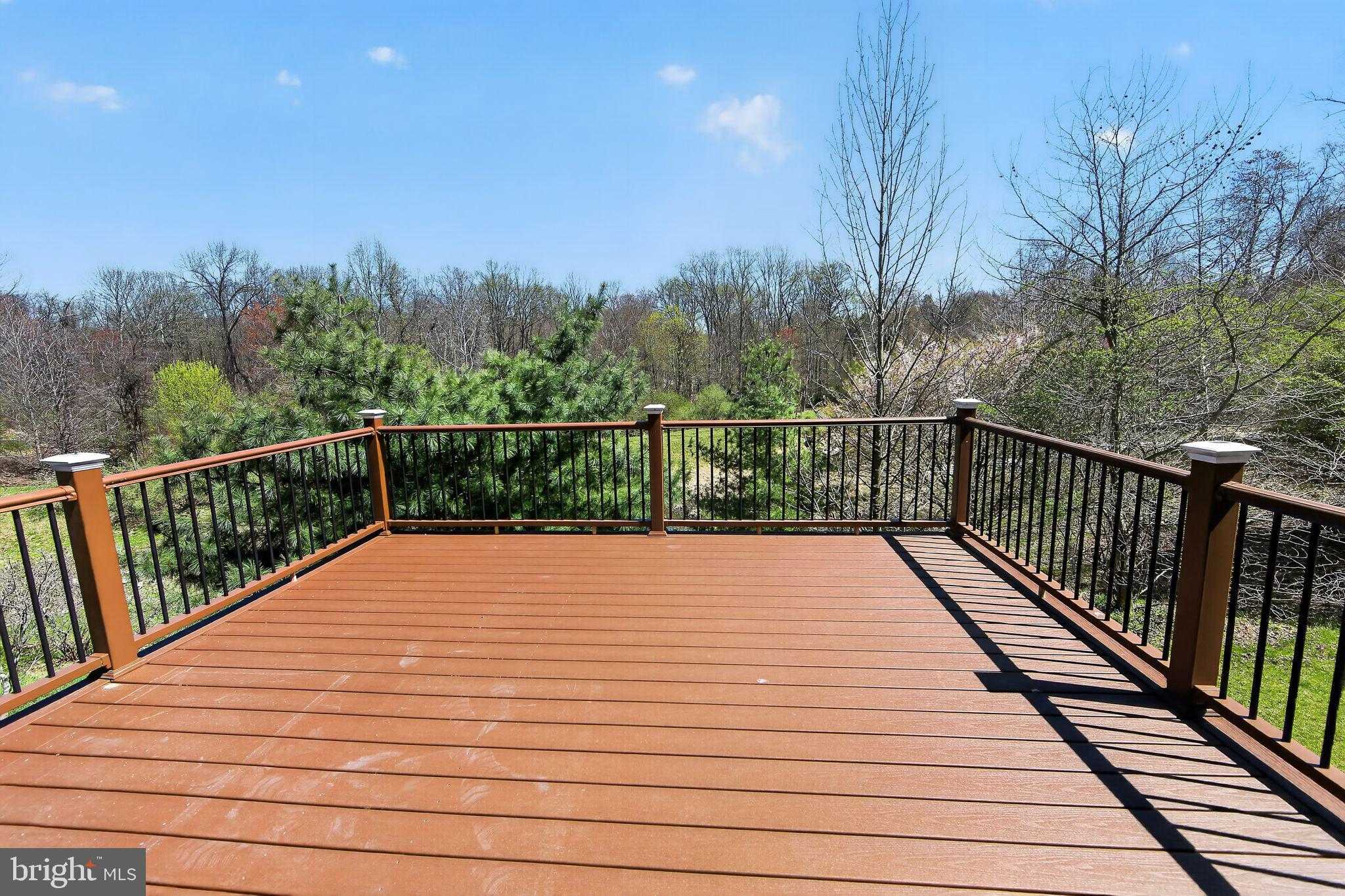 208 Liberty Cir photo 41