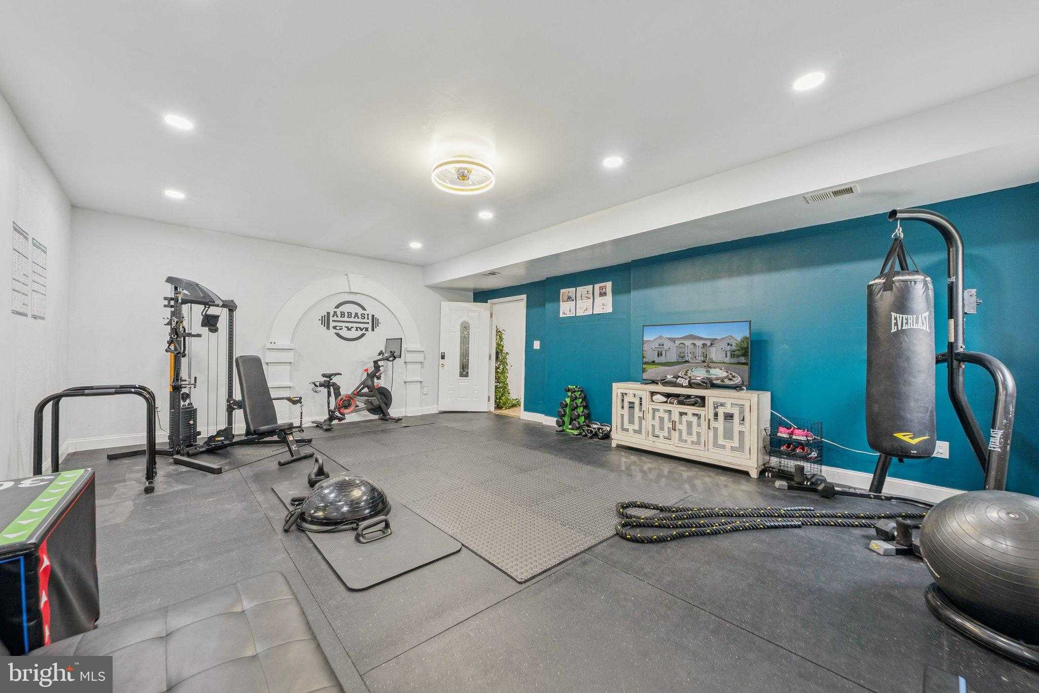 606 Brockman CT photo 72