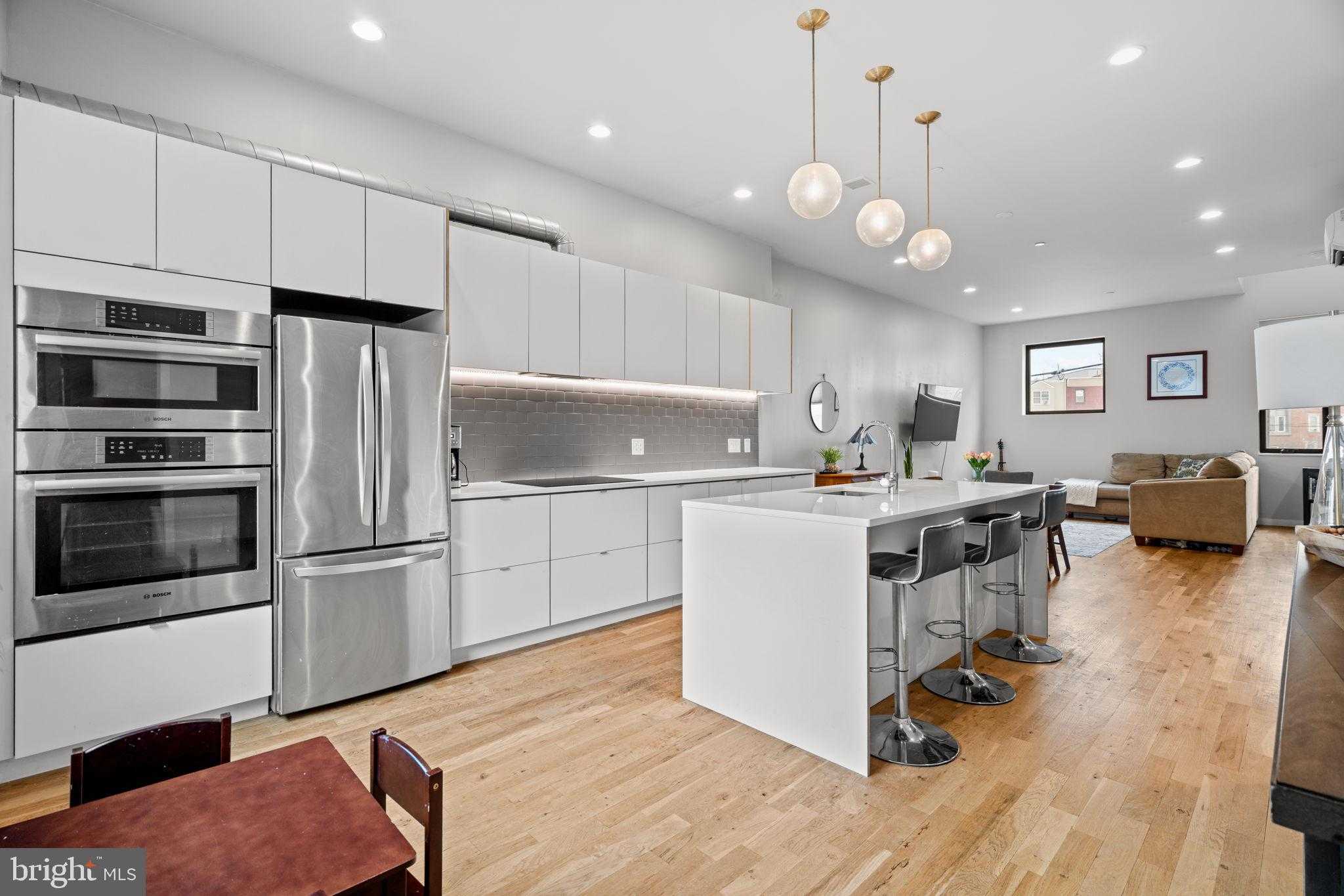 1720 Folsom St # B photo 5