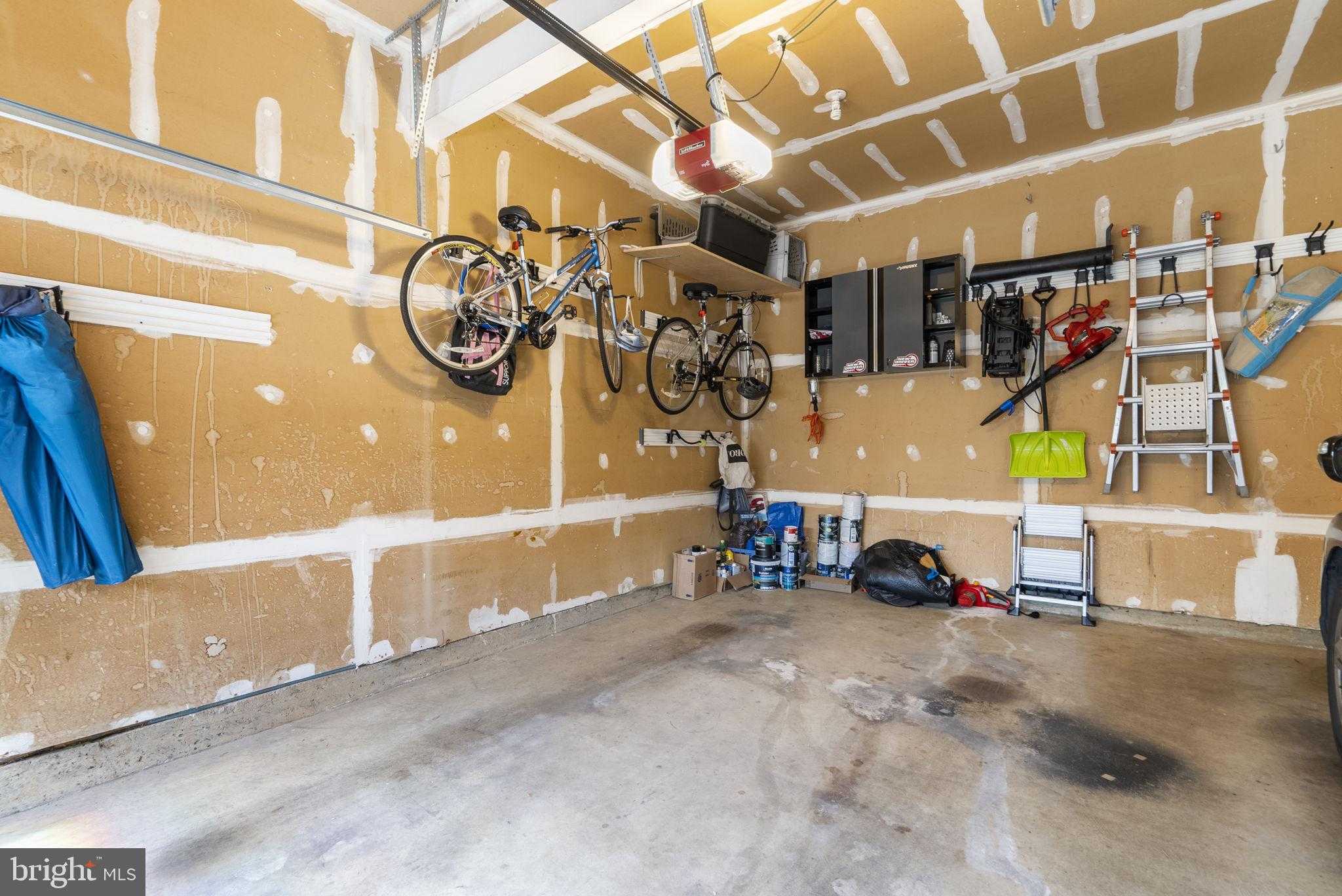 7805 Heritage Farm Dr photo 64