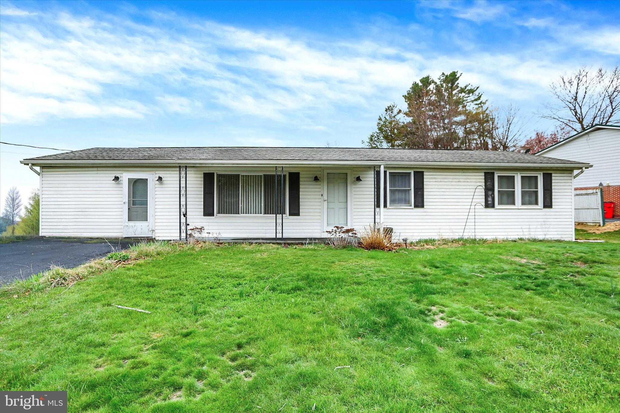 143 Kline Rd photo 2