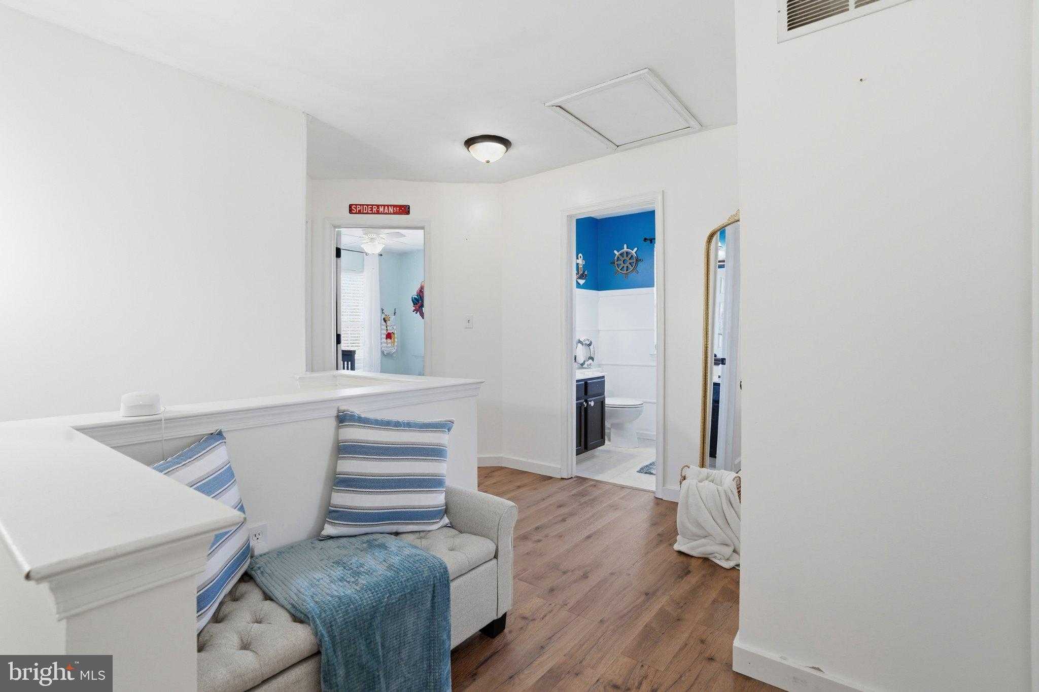 955 Ramblewood Ln photo 31