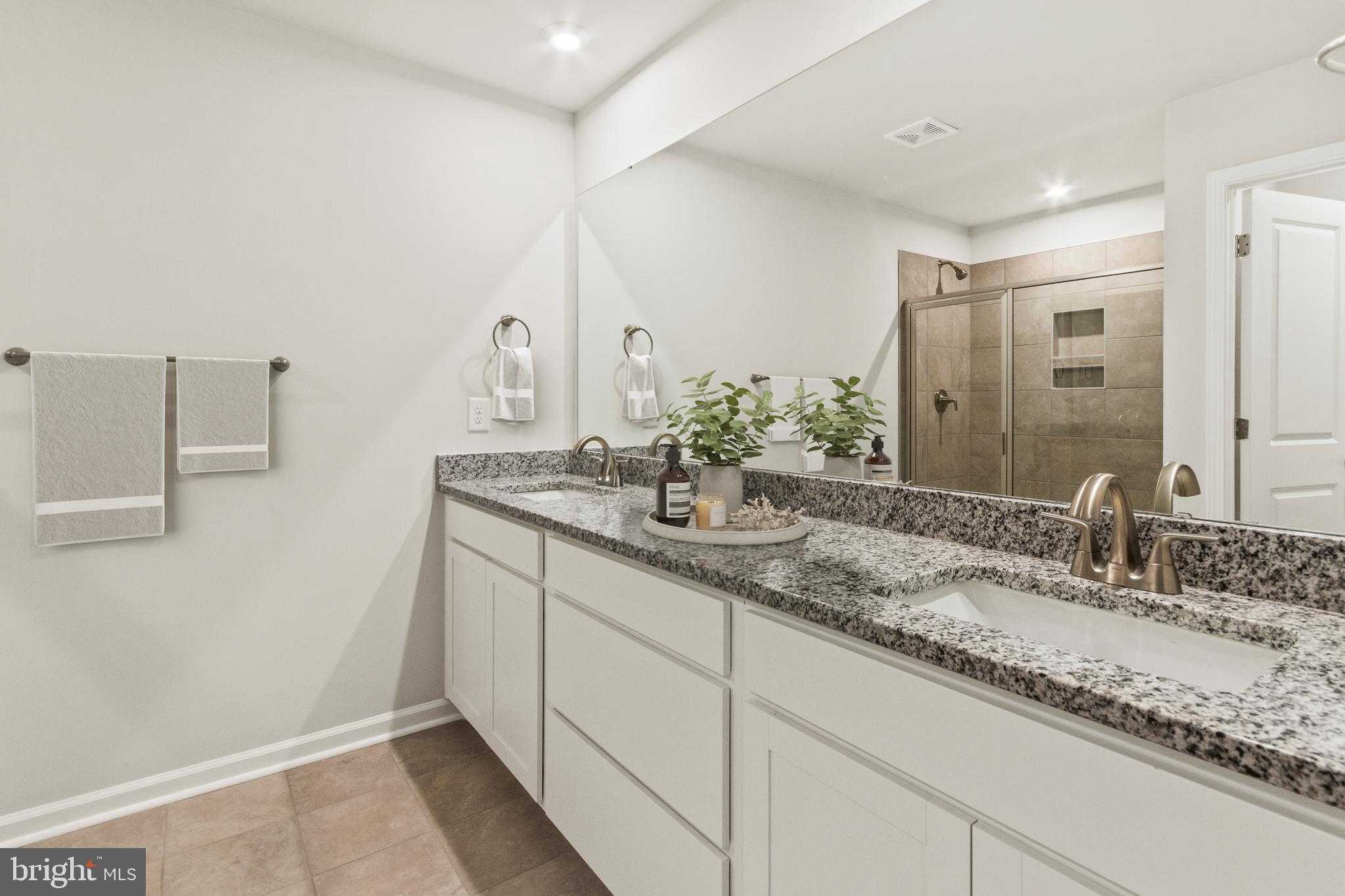 13919 Ejay Dr photo 17