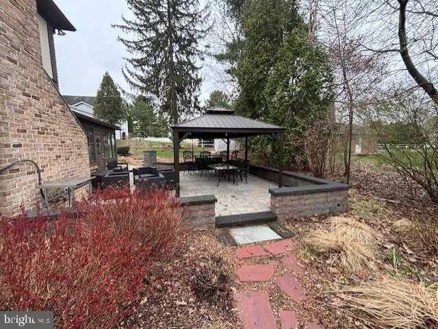 150 Deisher Ln photo 12