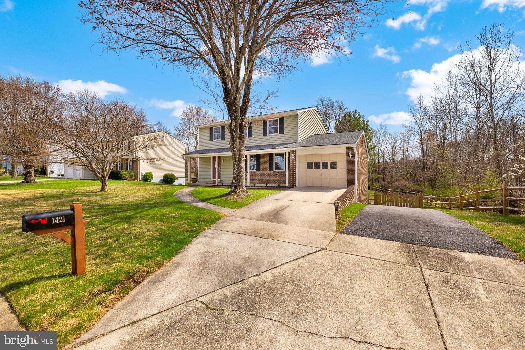 1421 Colesberg St photo 2