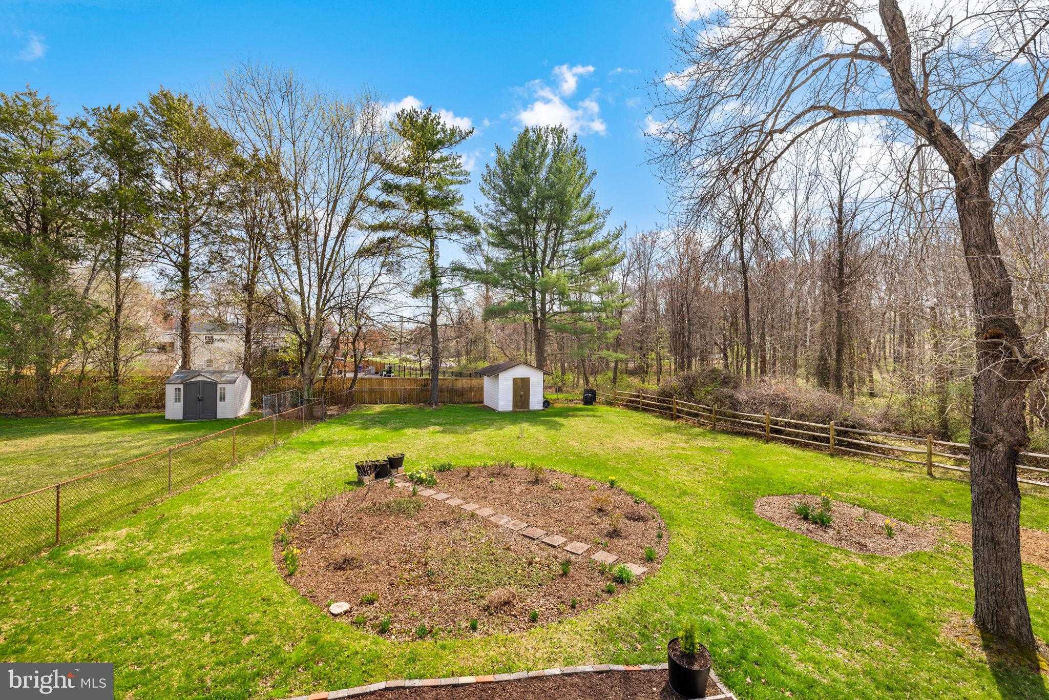 1421 Colesberg St photo 33