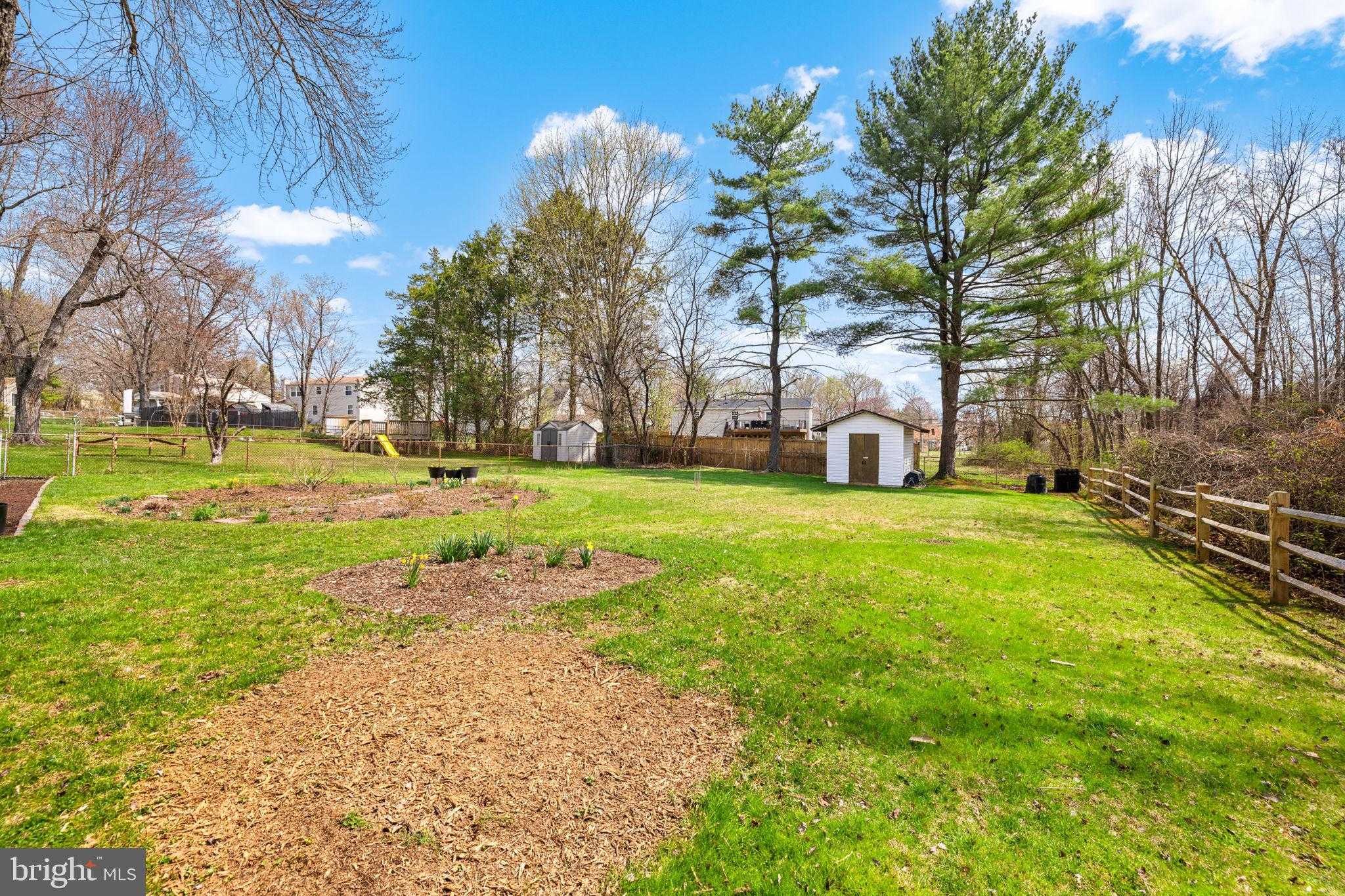 1421 Colesberg St photo 34