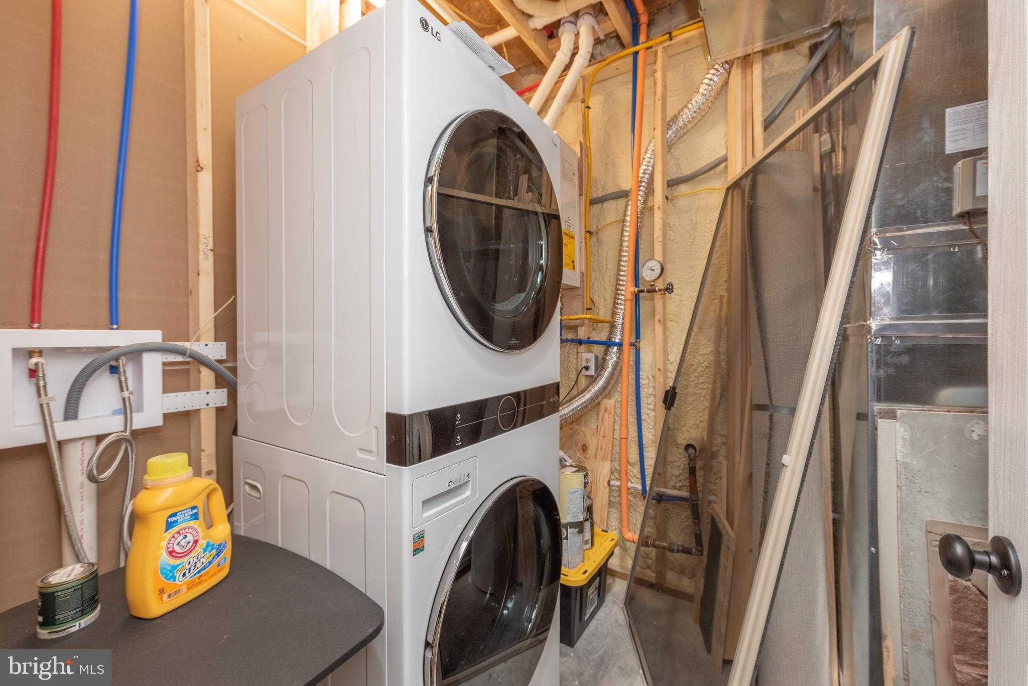 22 Taylor Ln photo 45