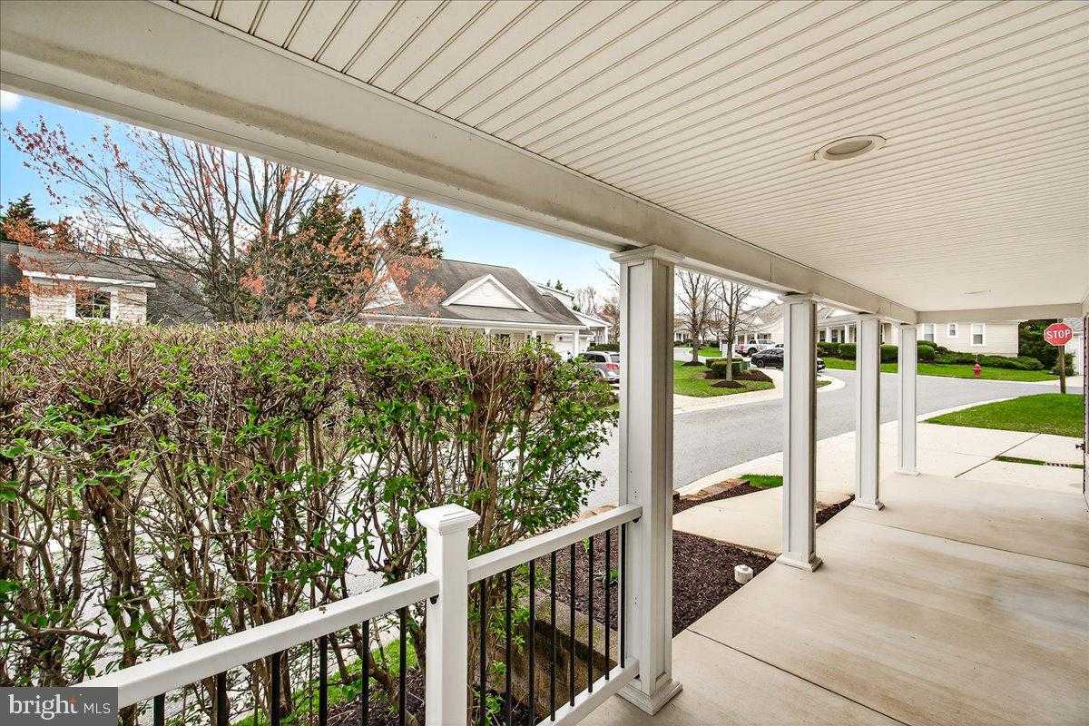 1110 Jousting Way photo 7