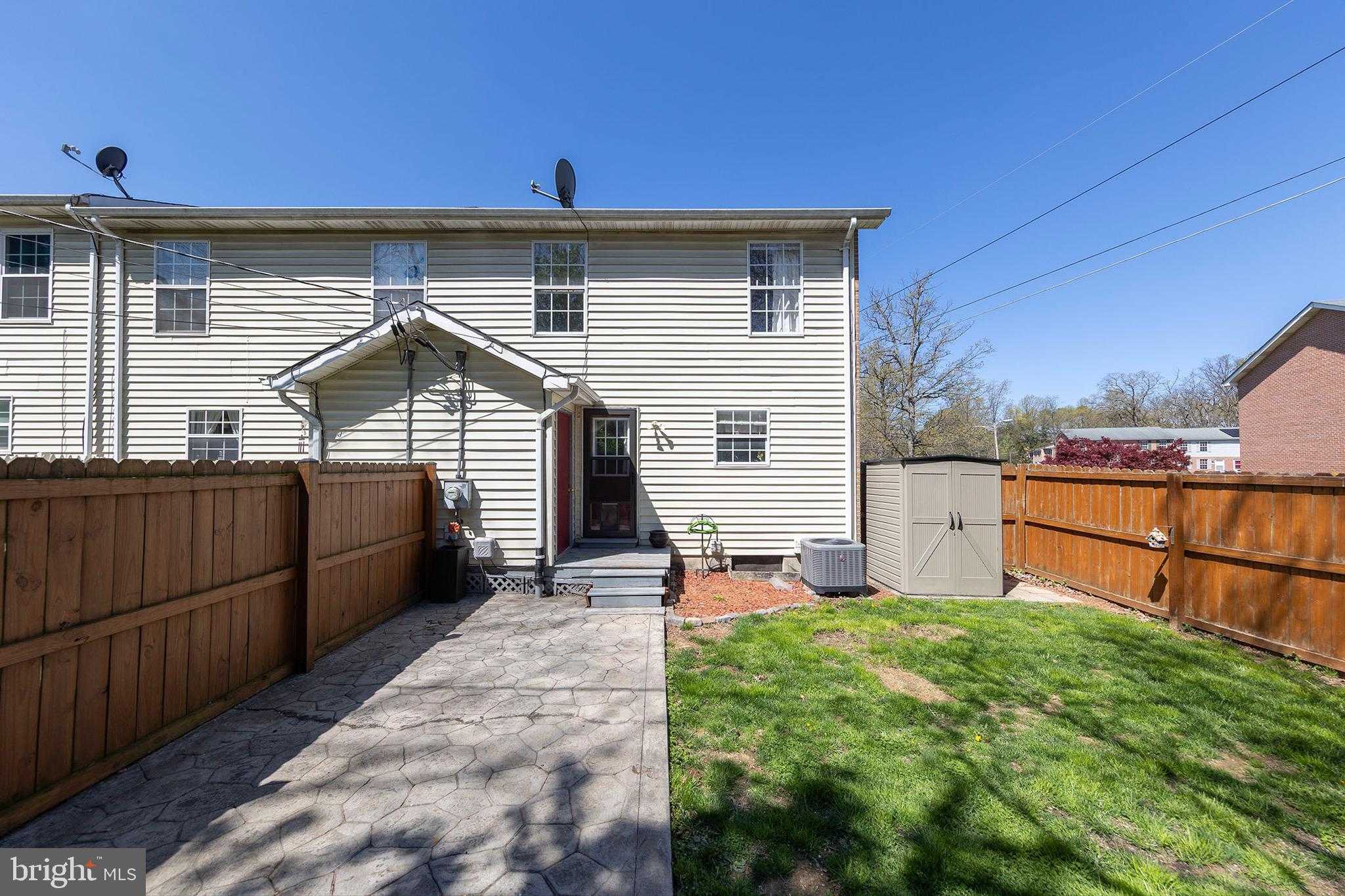 301 Buckingham Dr photo 28