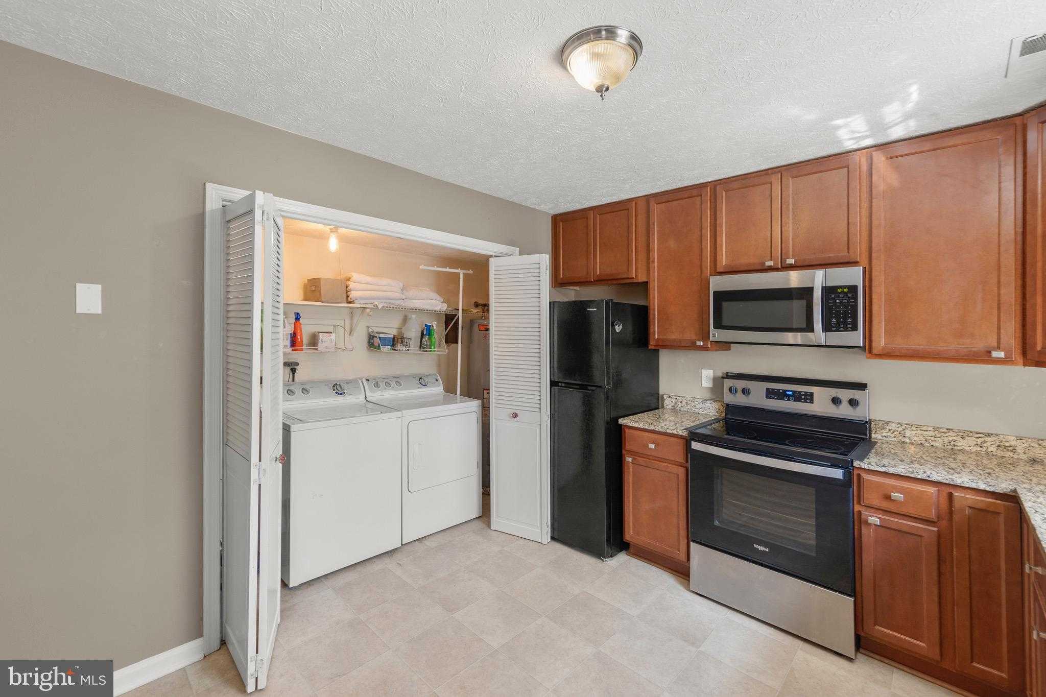 301 Buckingham Dr photo 9