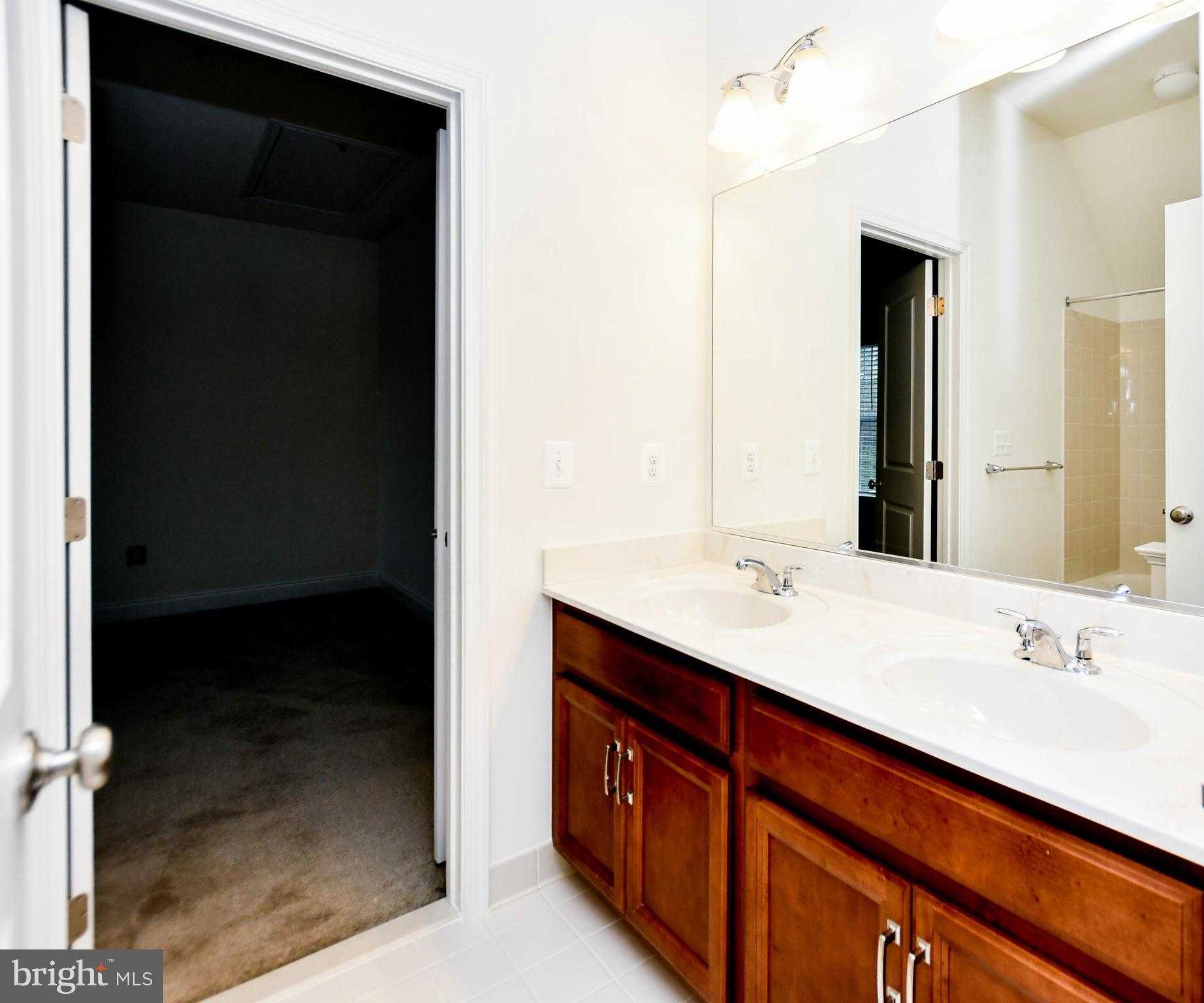 1610 Stream Valley Overlook photo 48