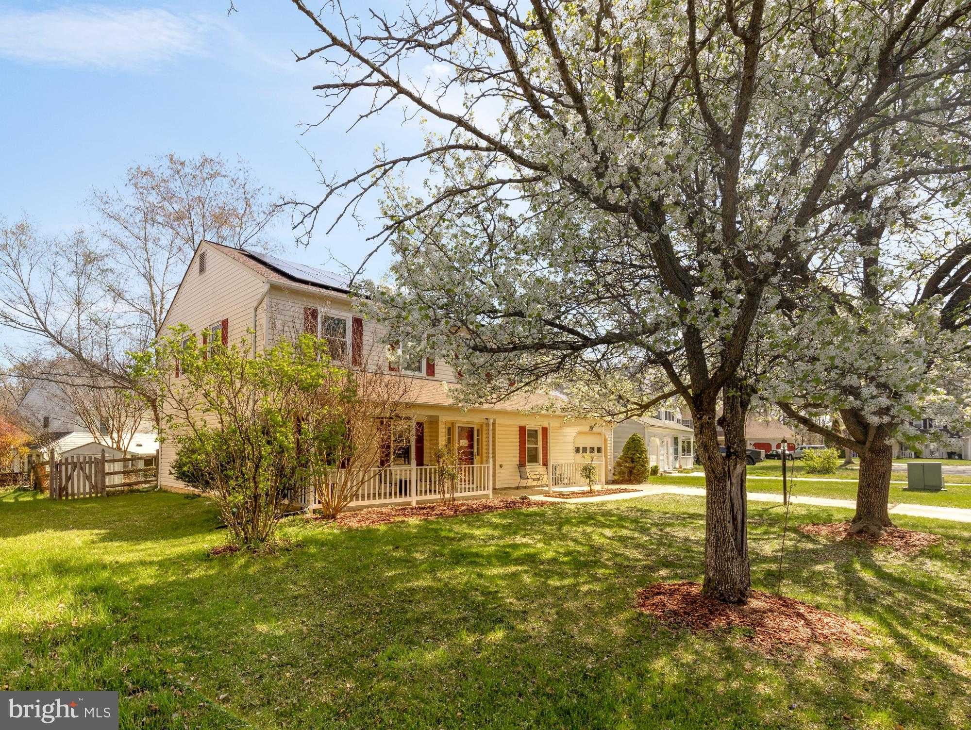 3715 Pecan CT photo 2