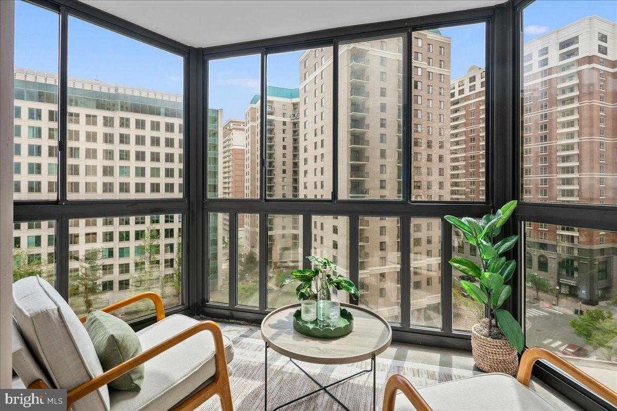 900 N Stafford St Apt 916 photo 16