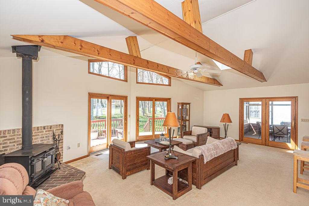 31 Watergreen Ln photo 10