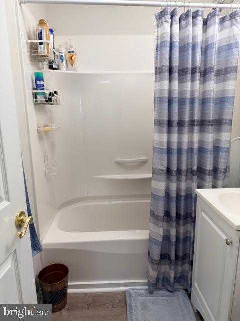 8217 Cornwall Rd photo 18