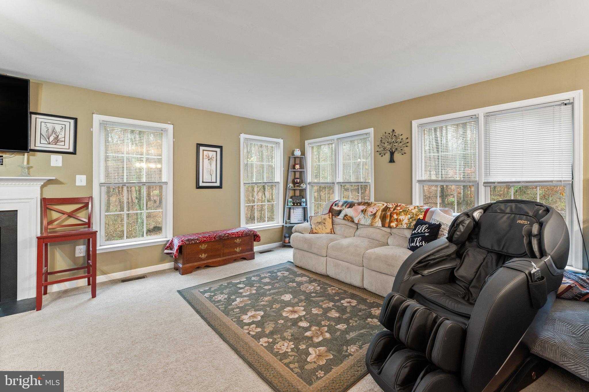 19388 Manor Dr photo 32