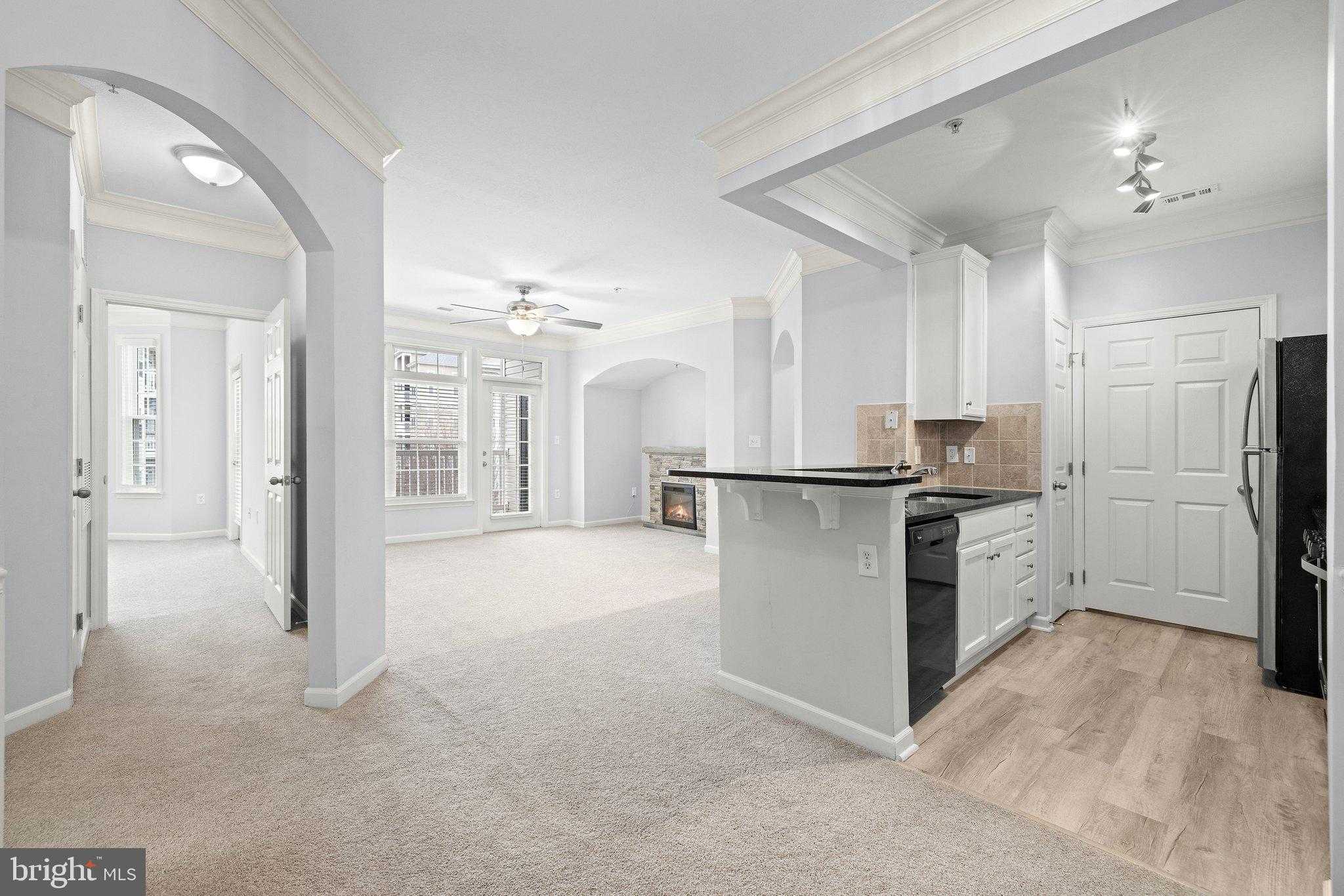 506 Sunset View Ter SE Unit 302 photo 10