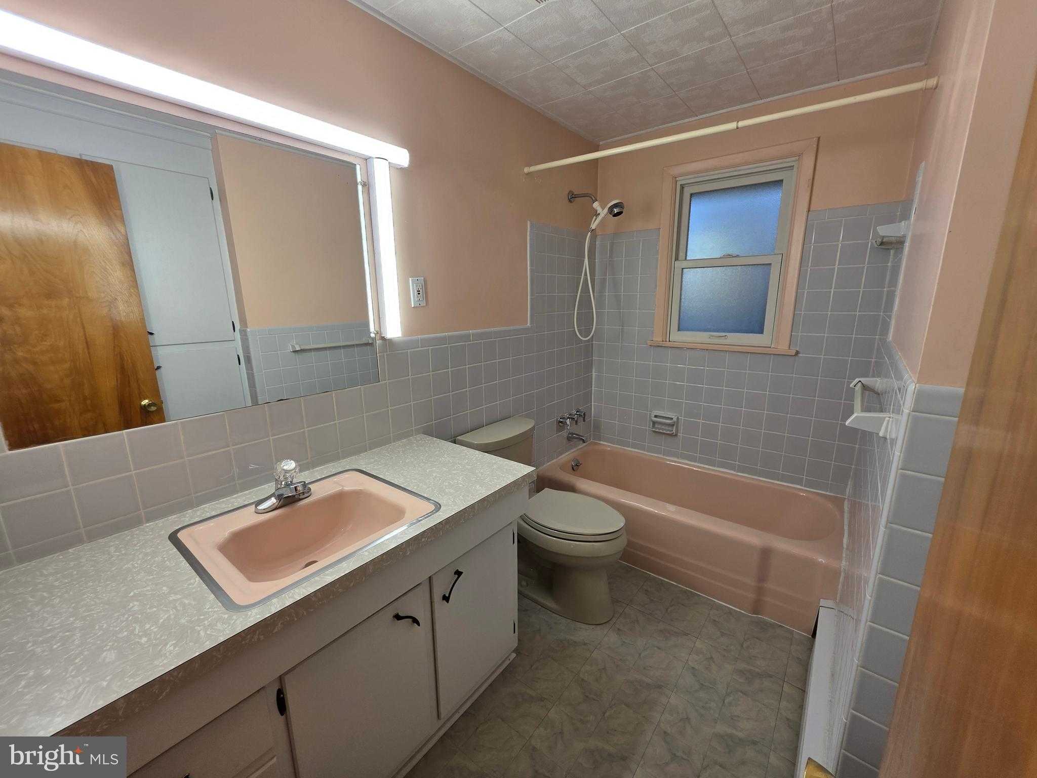 11 W Shore Dr photo 38