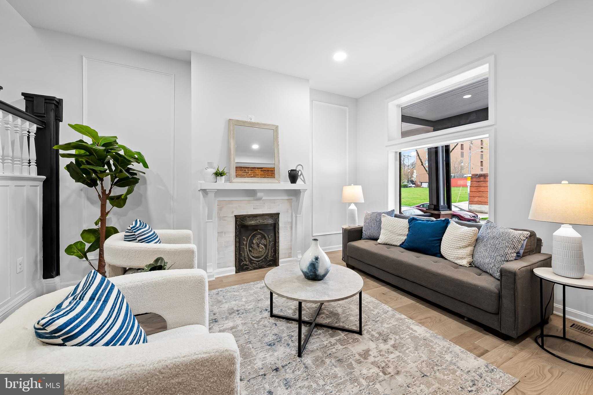 2824 Maryland Ave photo 5