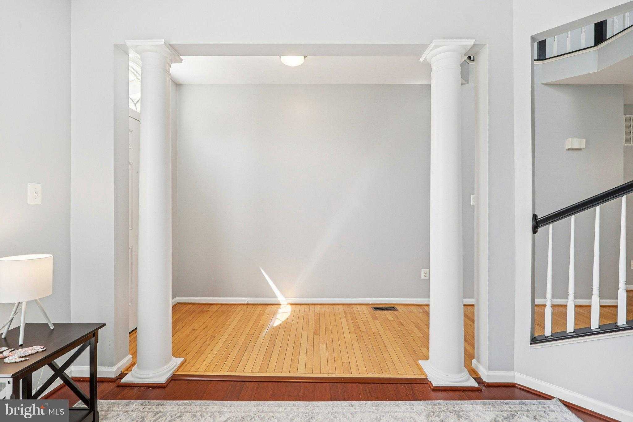 5225 Windbreak Dr photo 11