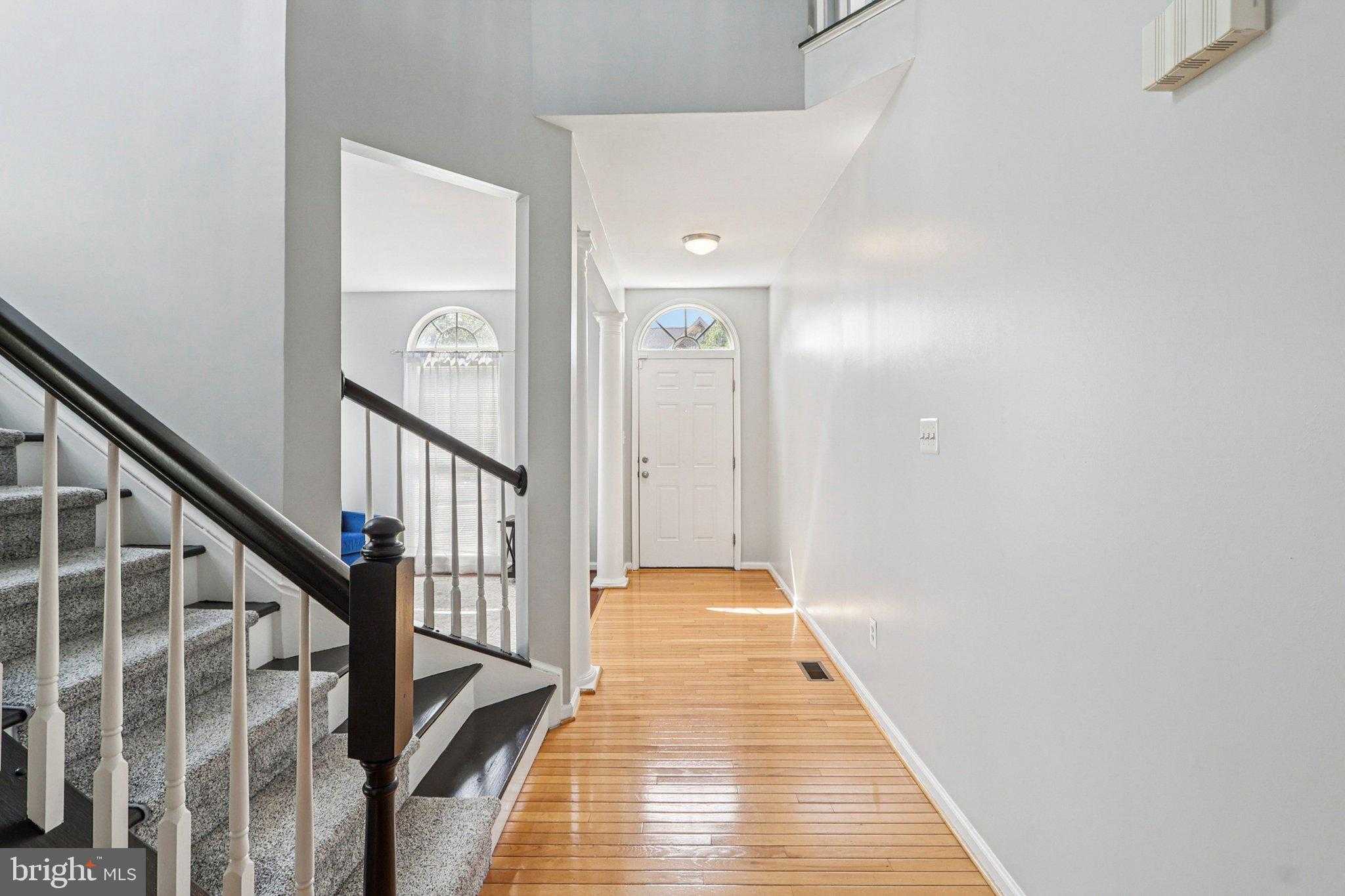 5225 Windbreak Dr photo 12