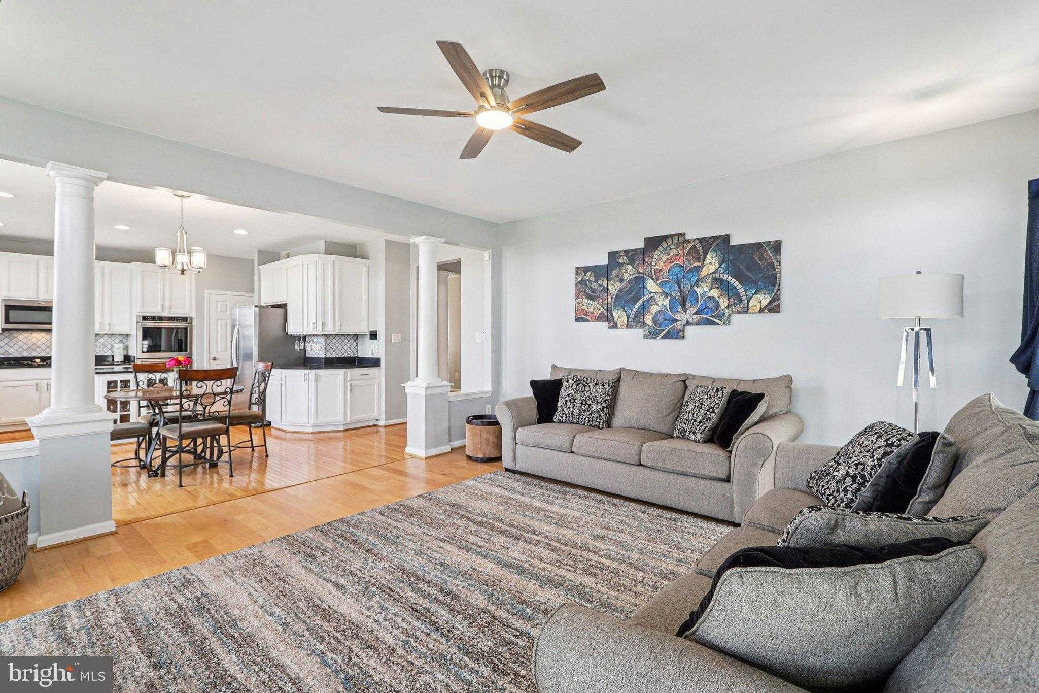 5225 Windbreak Dr photo 18