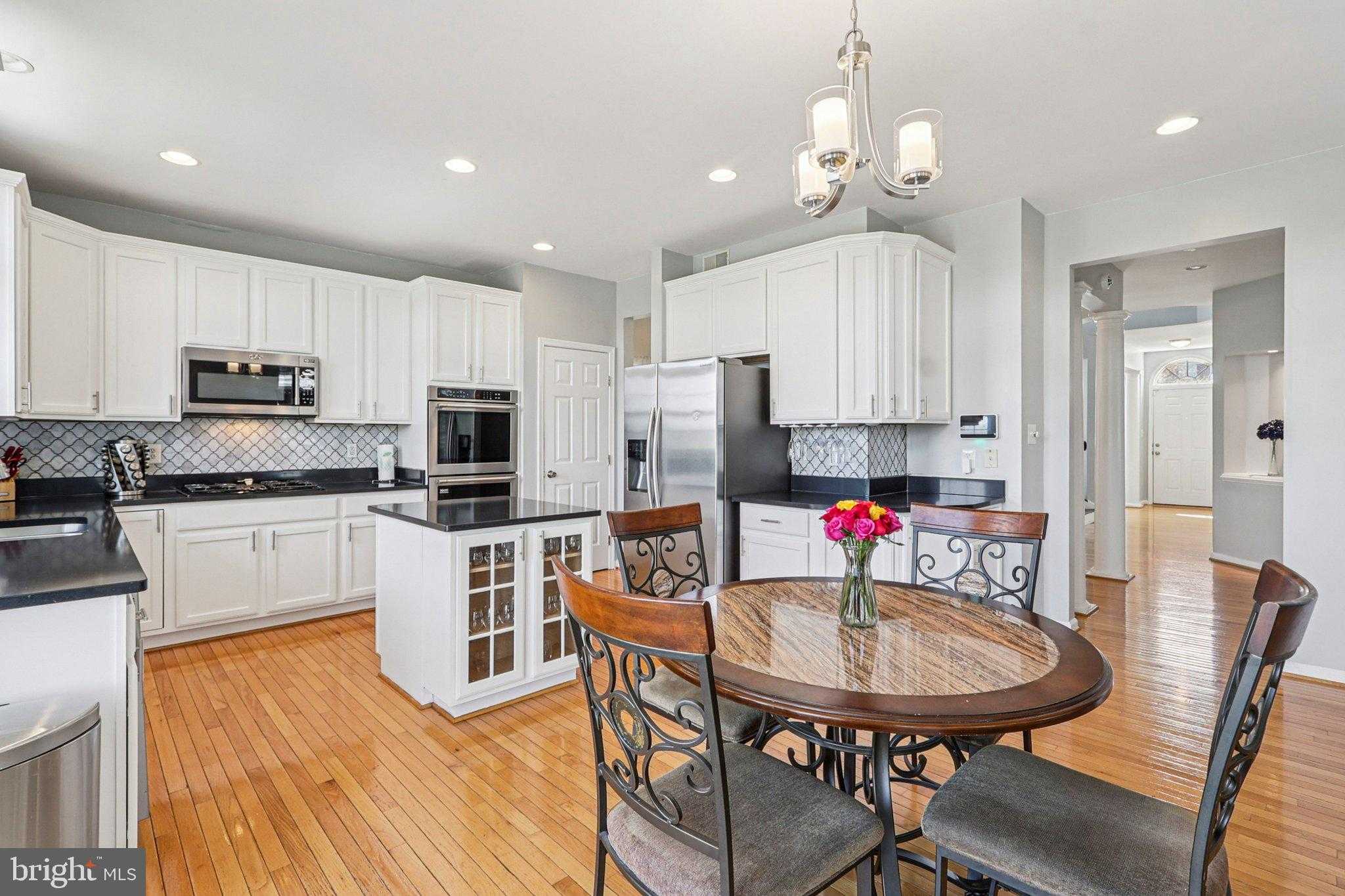 5225 Windbreak Dr photo 23