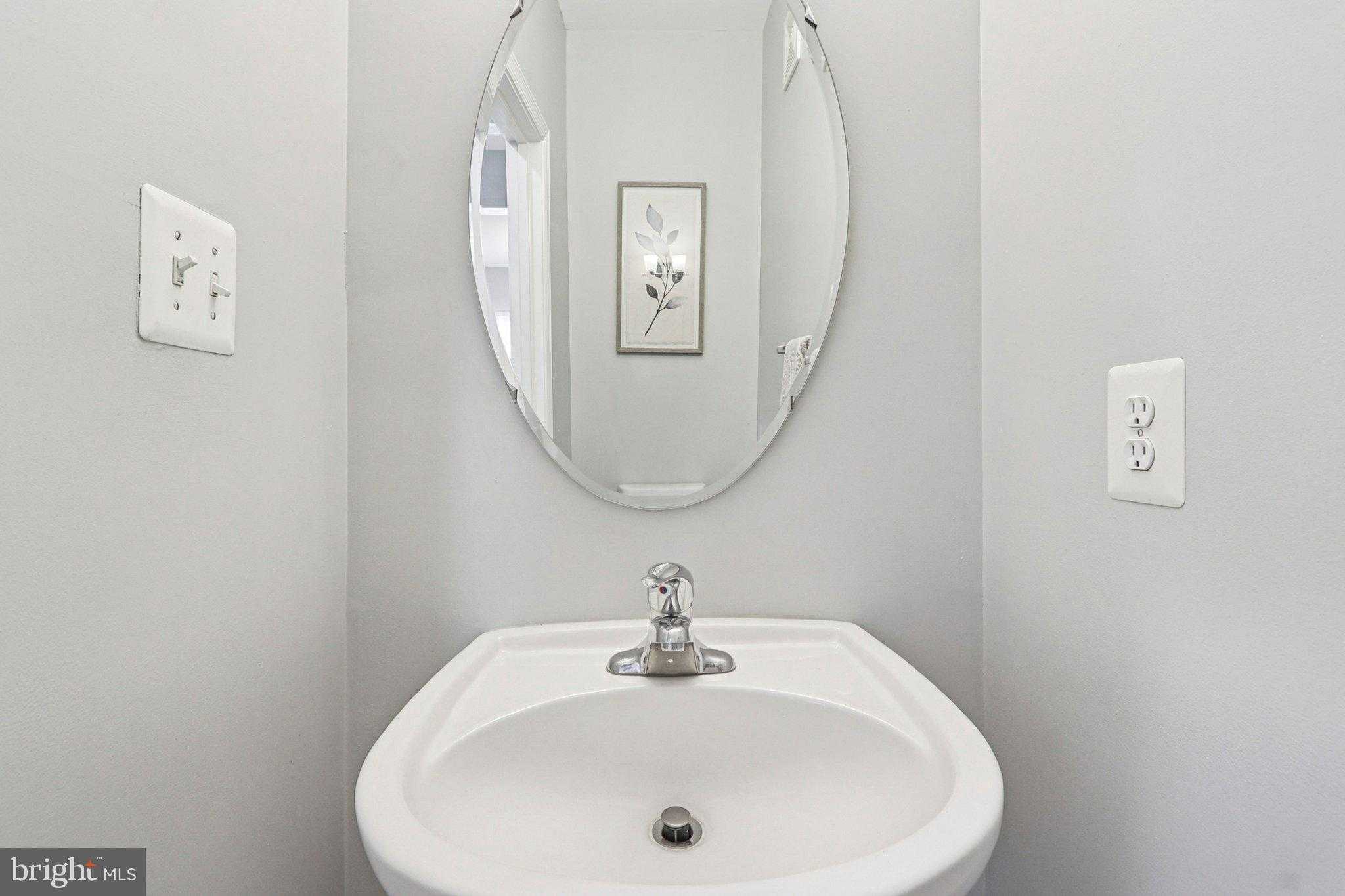 5225 Windbreak Dr photo 32