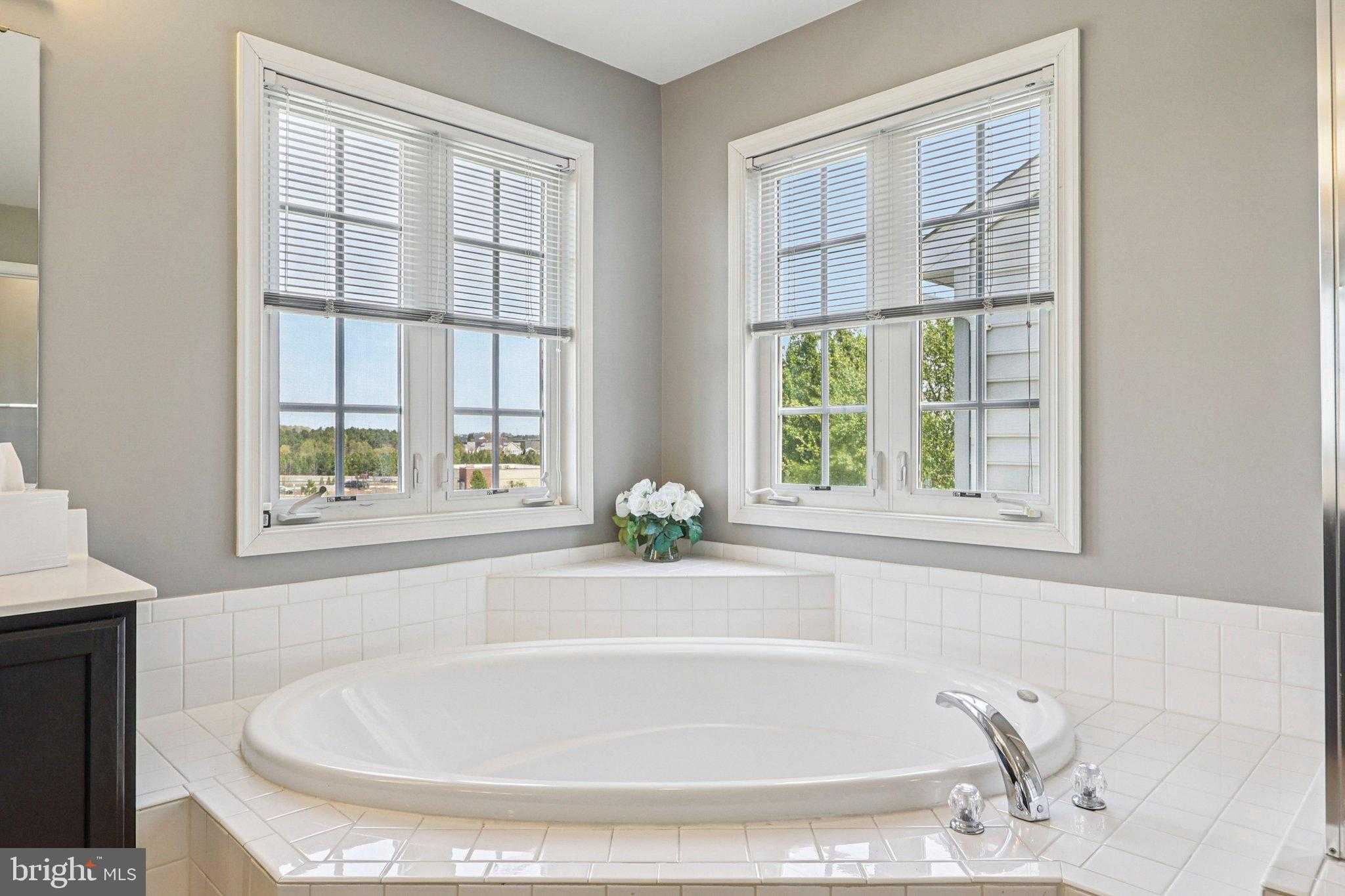 5225 Windbreak Dr photo 46