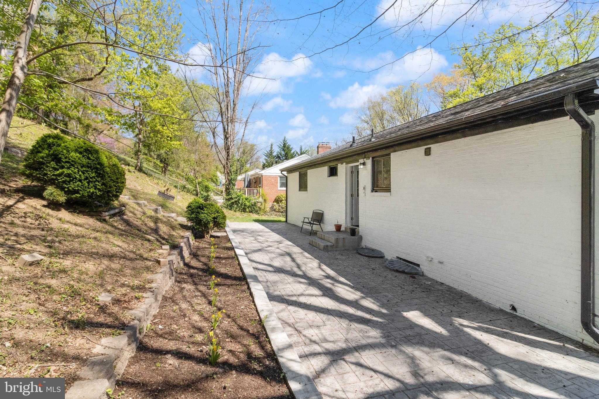 7516 Essex Ave photo 29