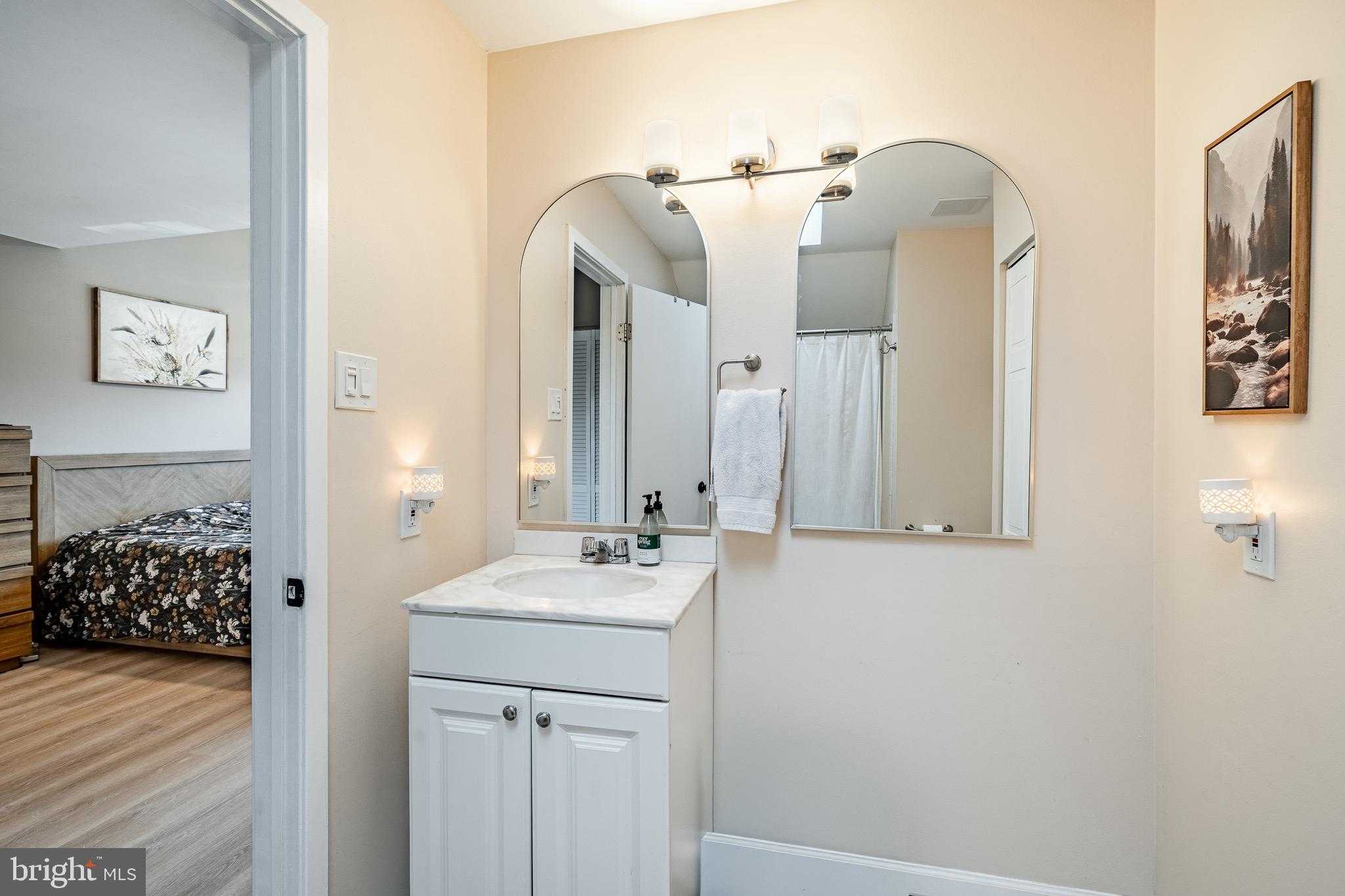 3001 Trinity CT photo 29