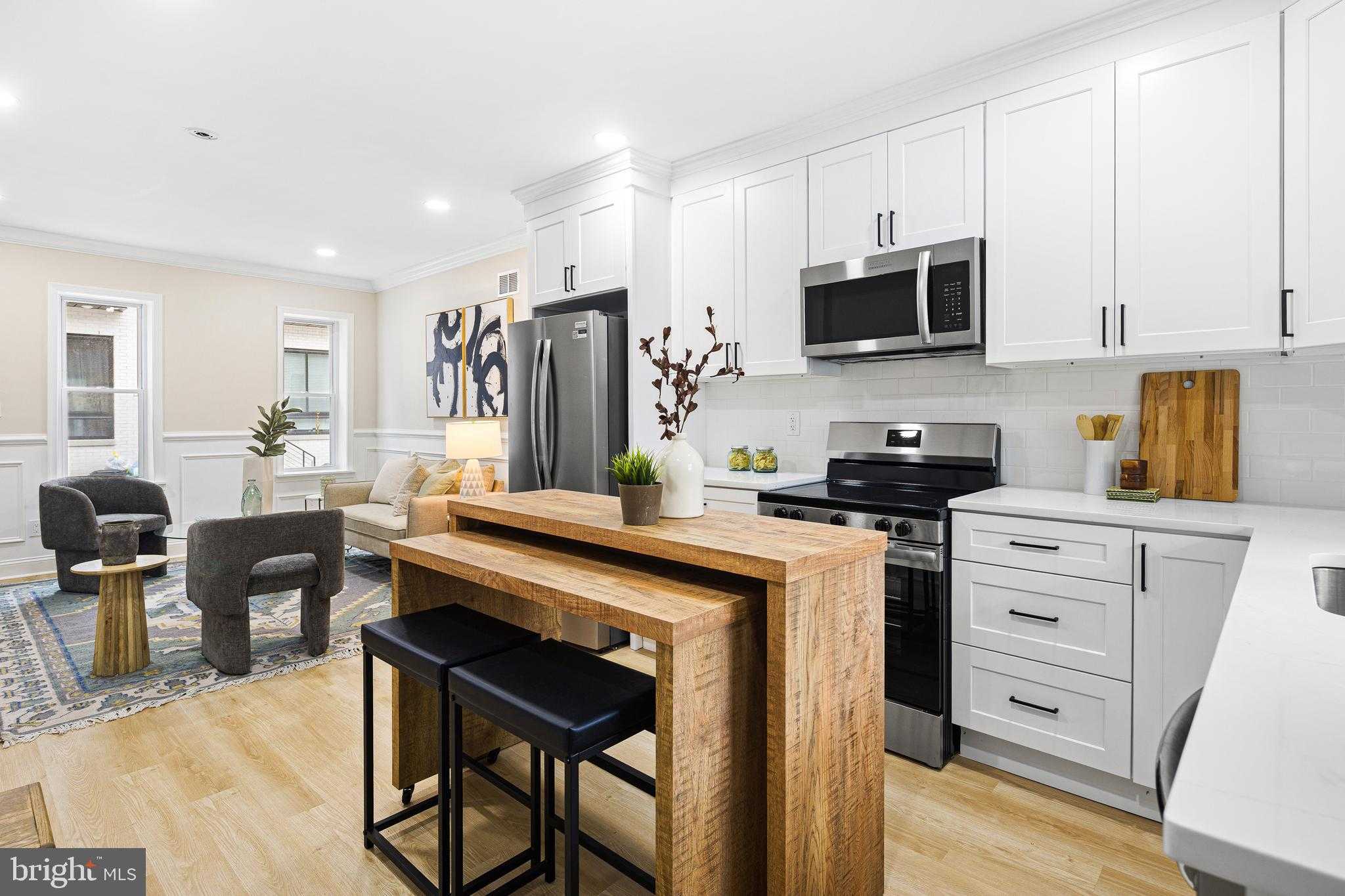 1542 S Bambrey St photo 5