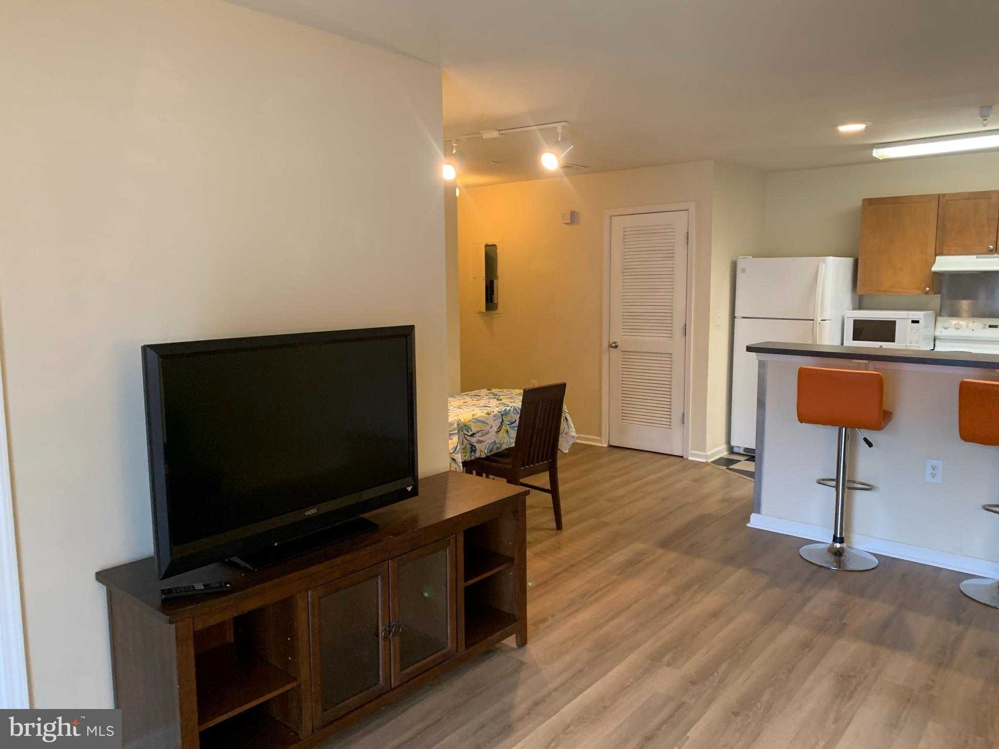 195 Yellowstone Dr Apt 103 photo 7