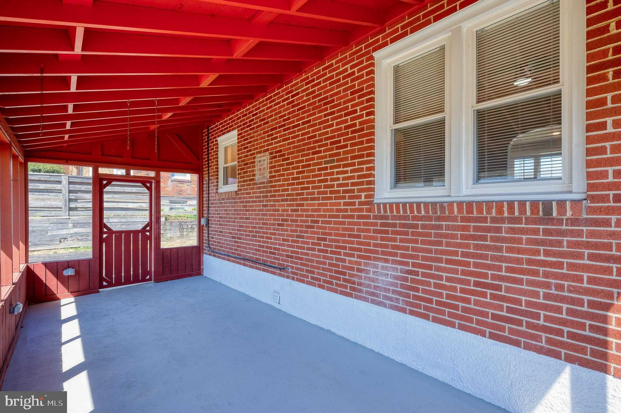 8029 Neighbors Ave photo 7