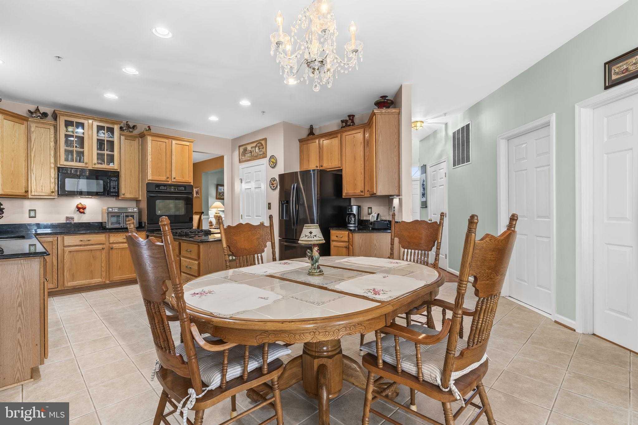 1130 Strausberg St photo 20