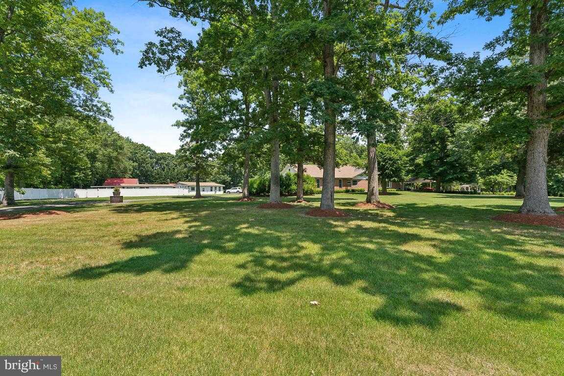 1211 Pine Ln photo 3