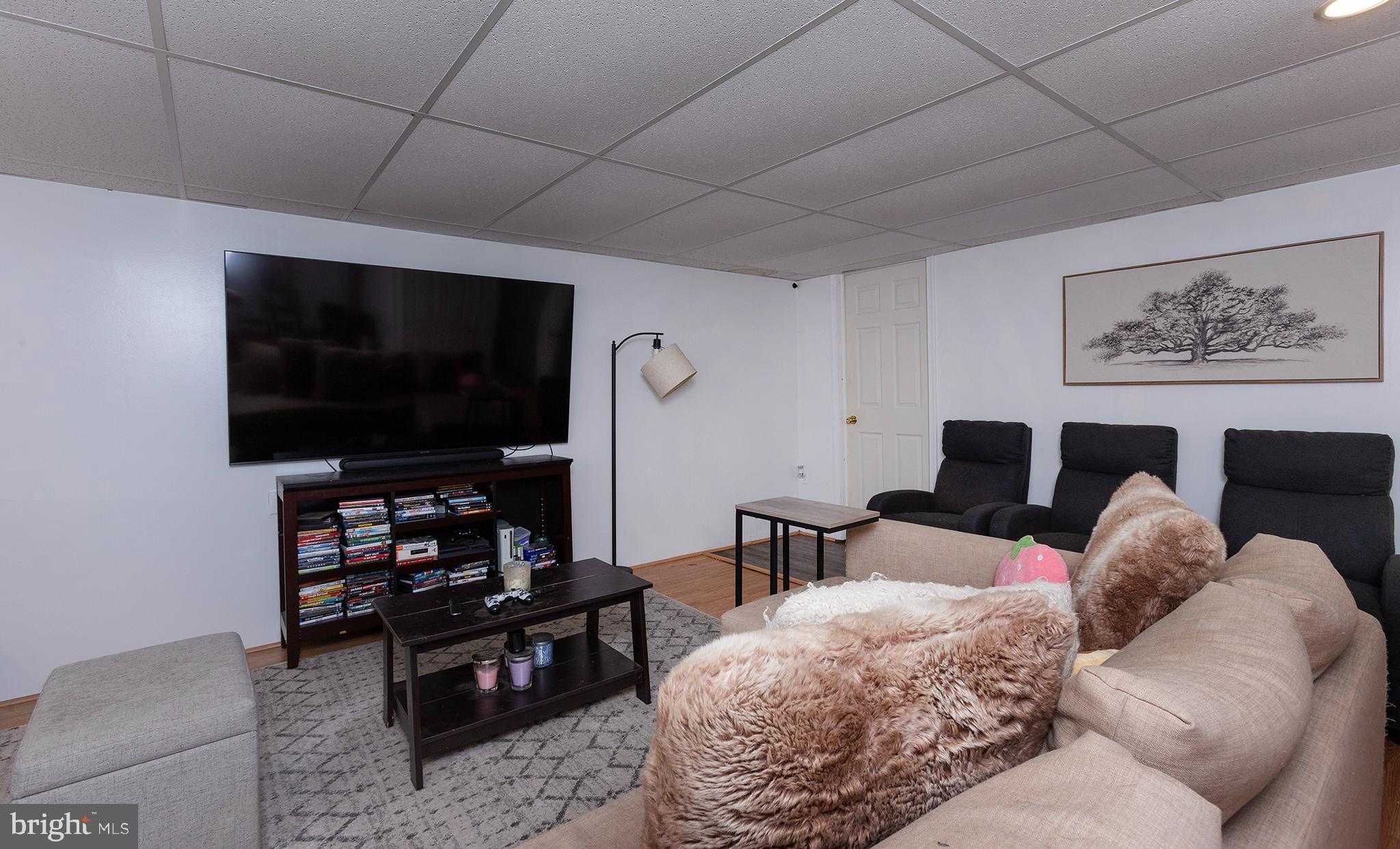 606 Butterfly Cir photo 26