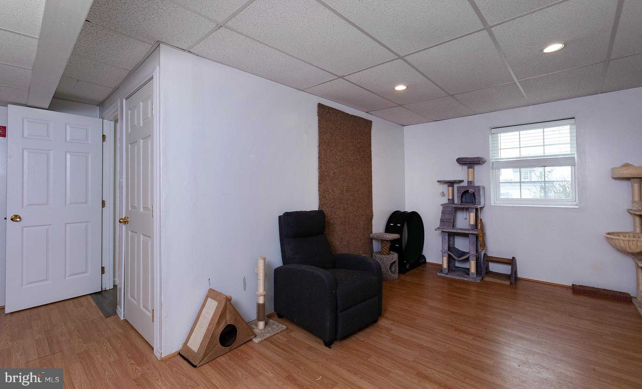 606 Butterfly Cir photo 27