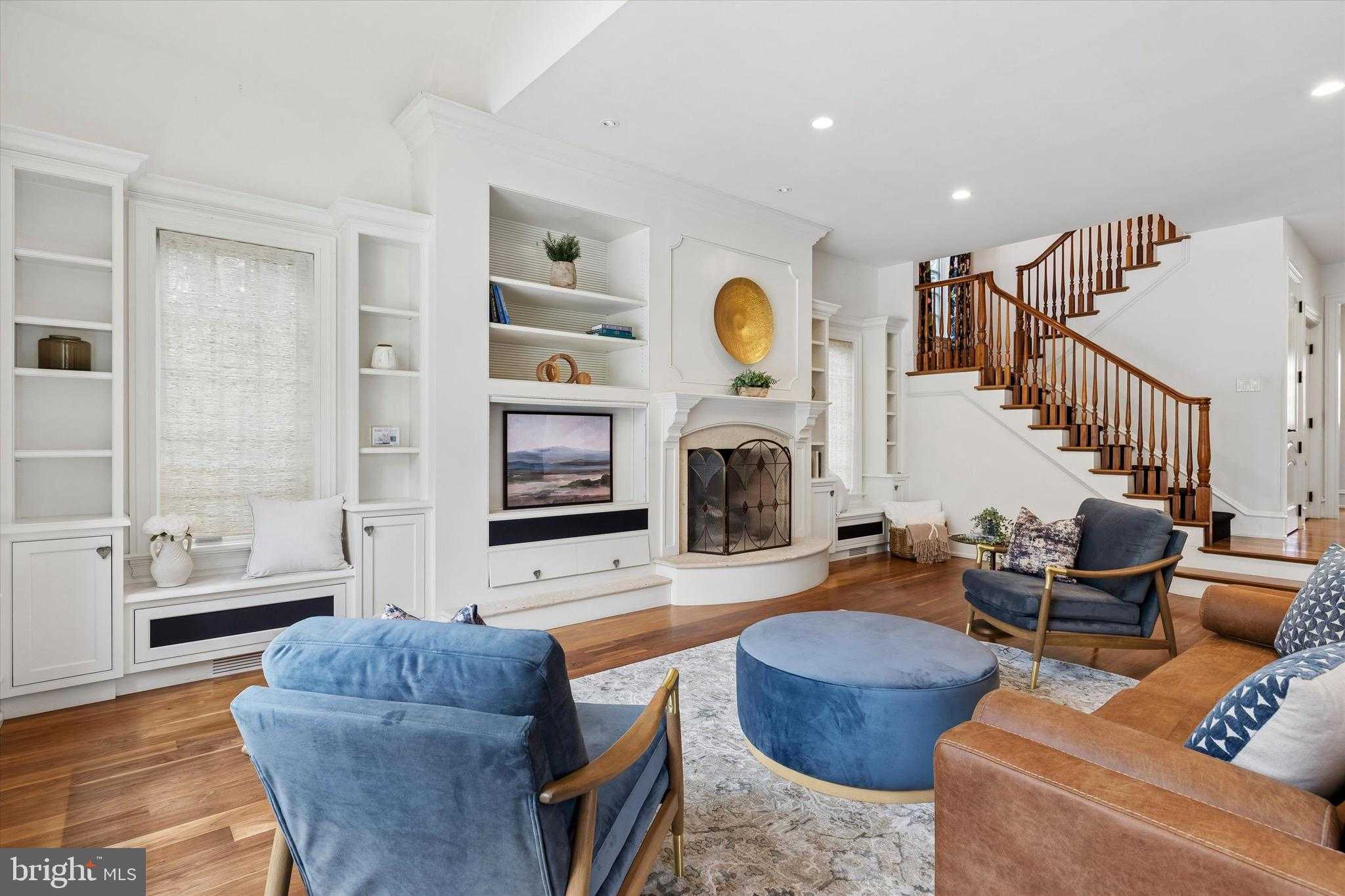 909 N Penn Oak Rd photo 22