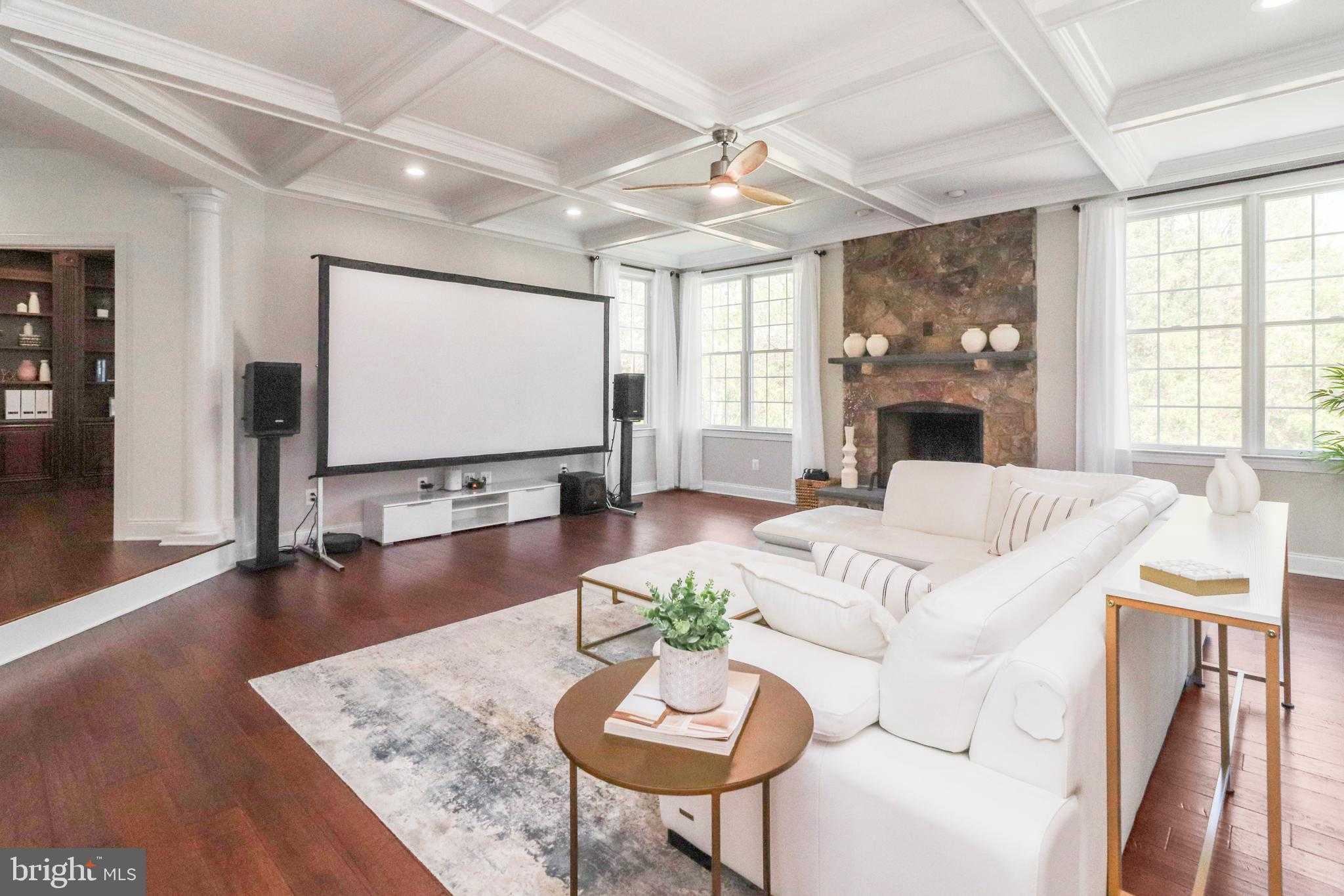 5334 Chaffins Farm CT photo 12