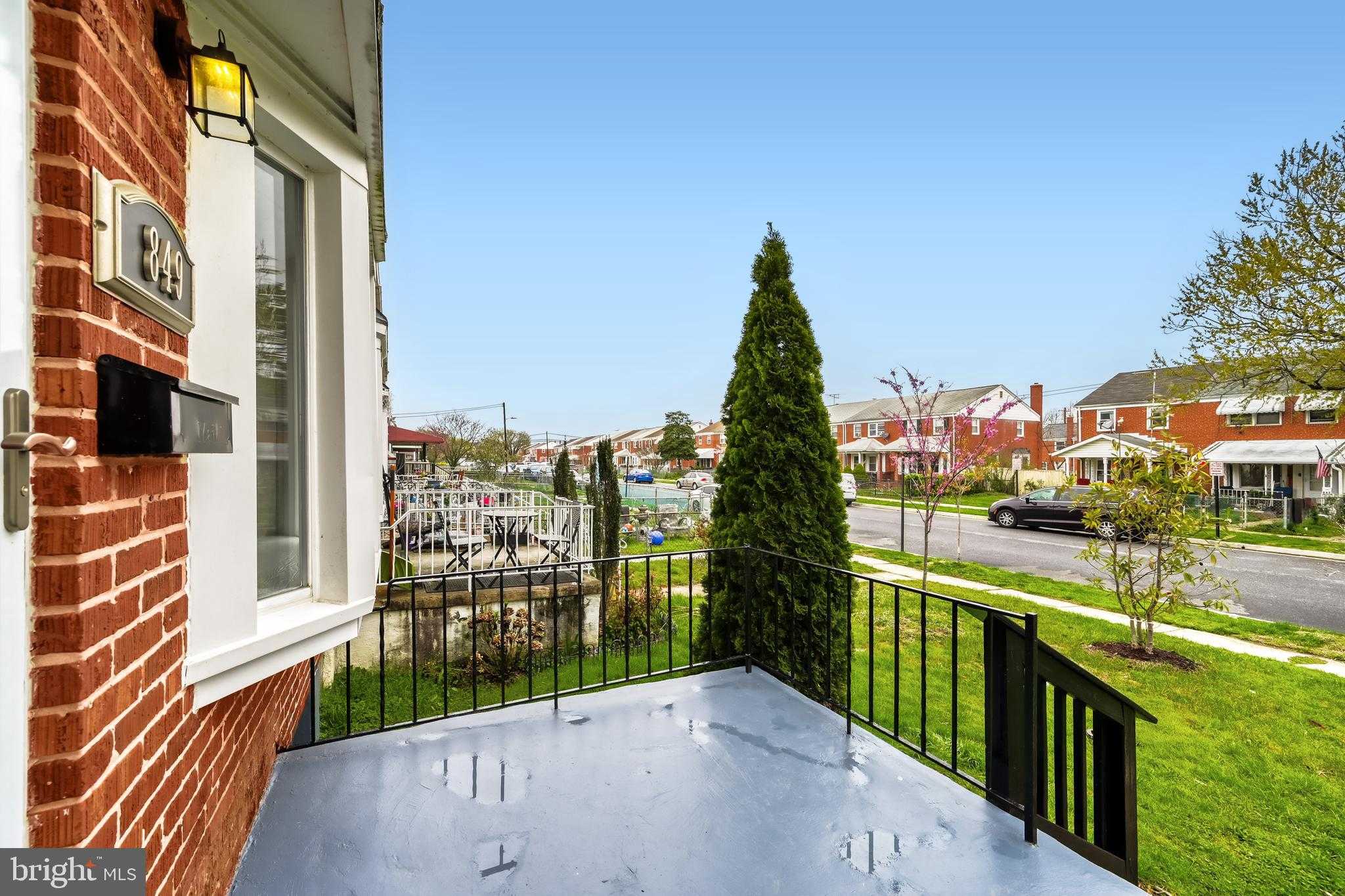 849 Arncliffe Rd photo 3