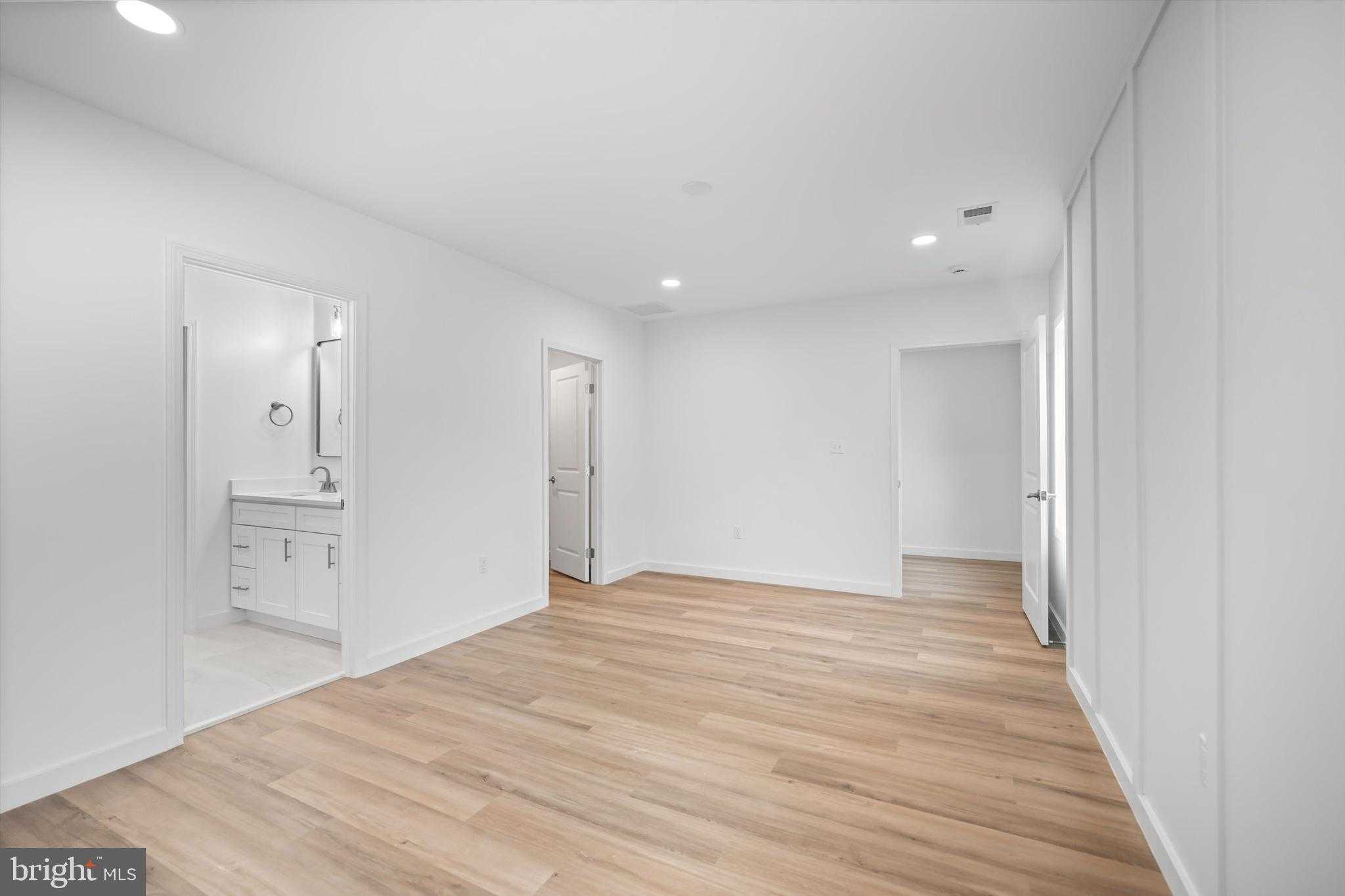 3141 Annandale Rd photo 22