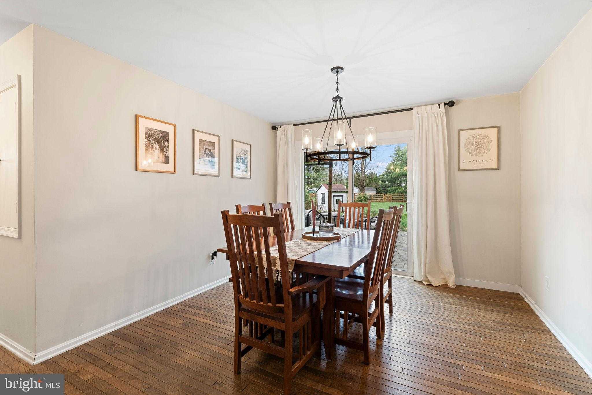 573 Marshall Dr photo 16