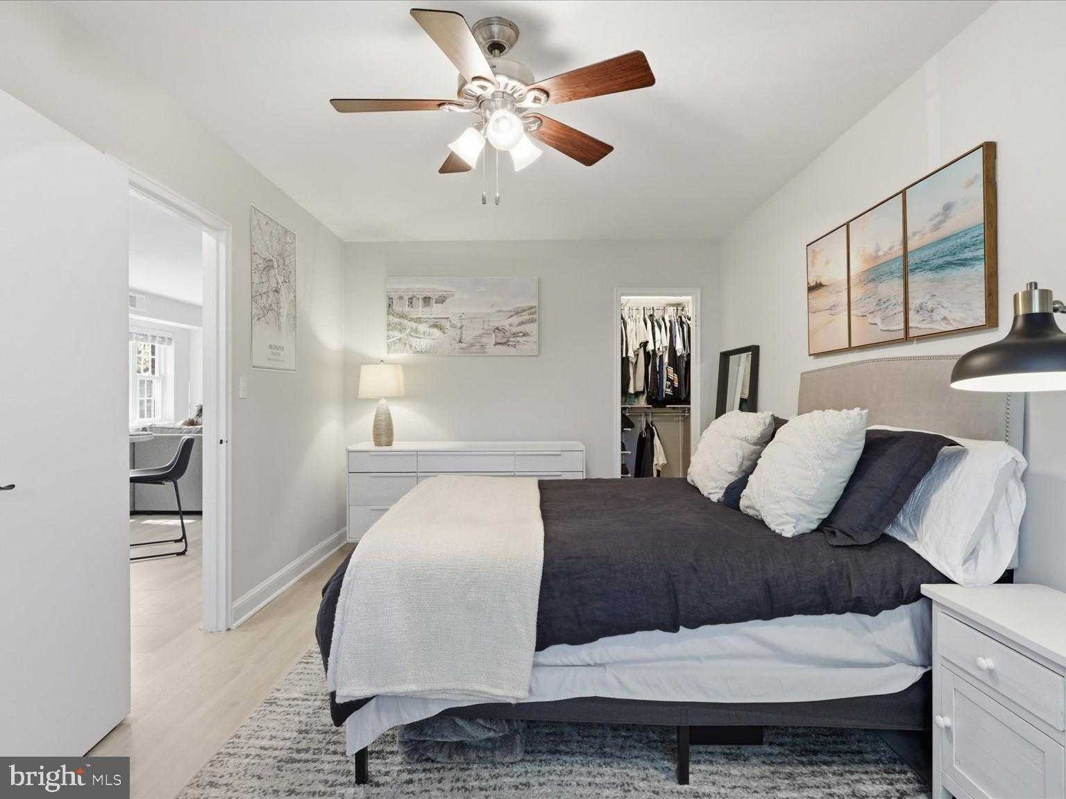 1311 N Ode St Apt 625 photo 6