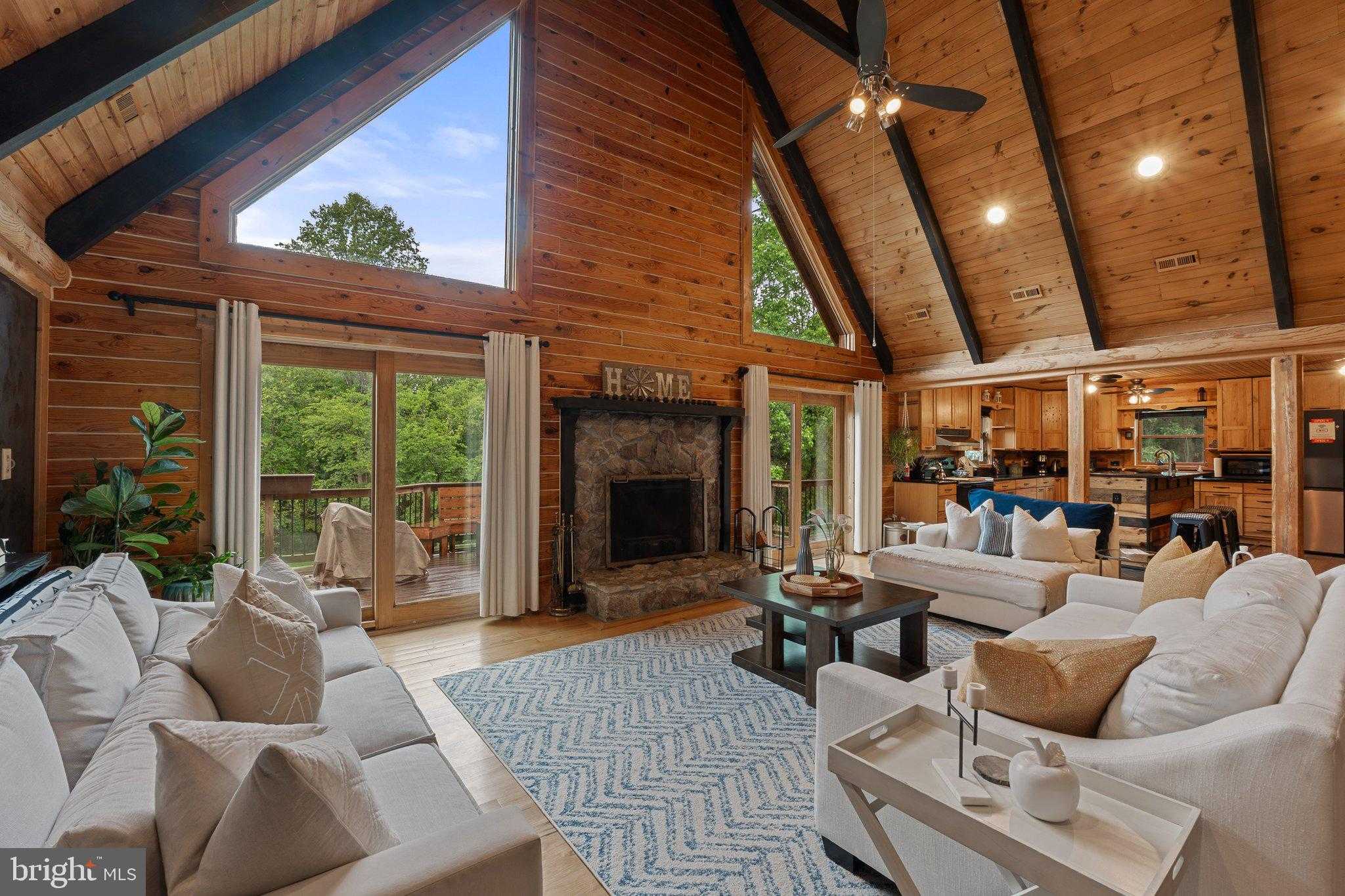 8 Hope Valley Ln photo 16