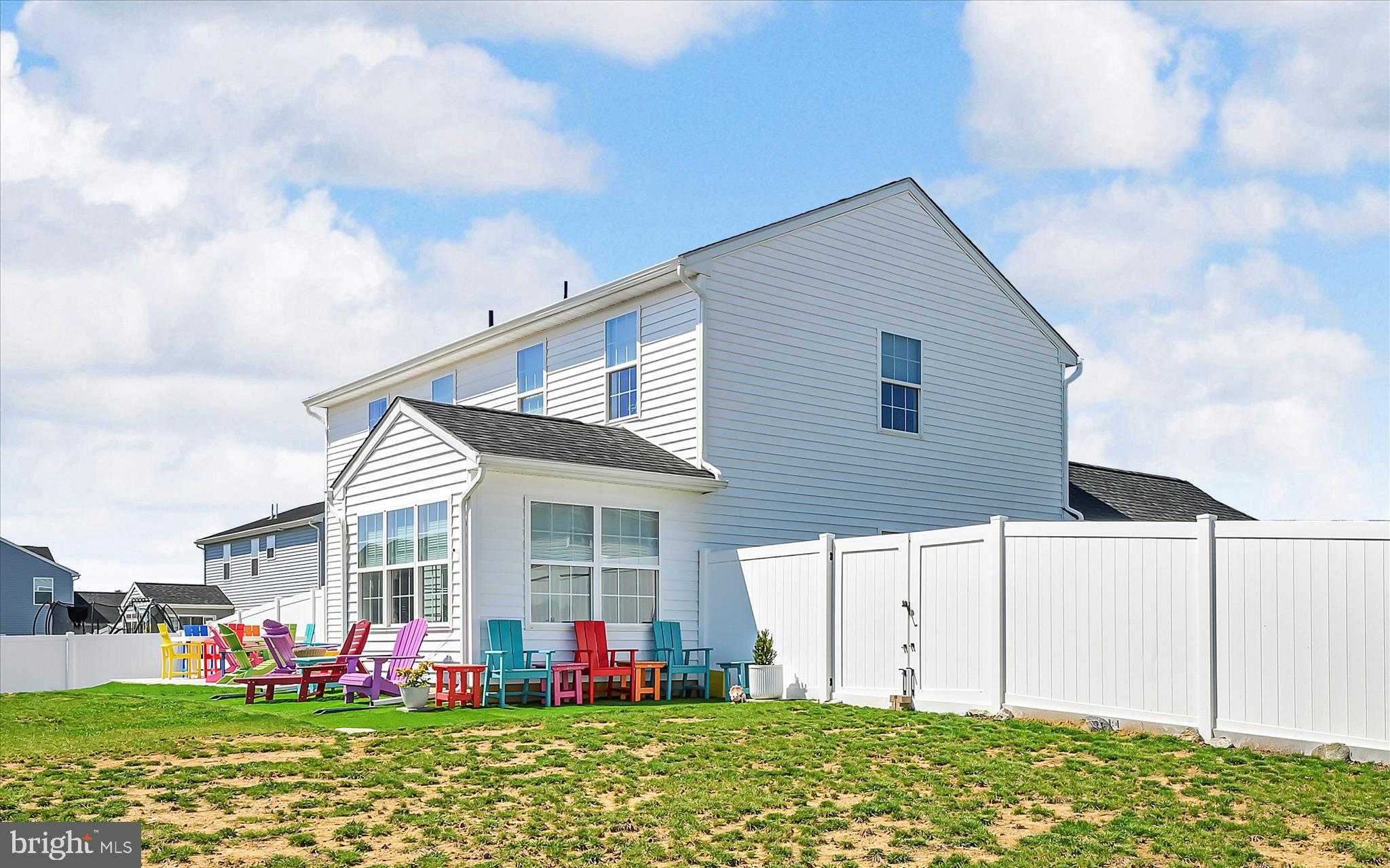 266 Gardenia Ln photo 44